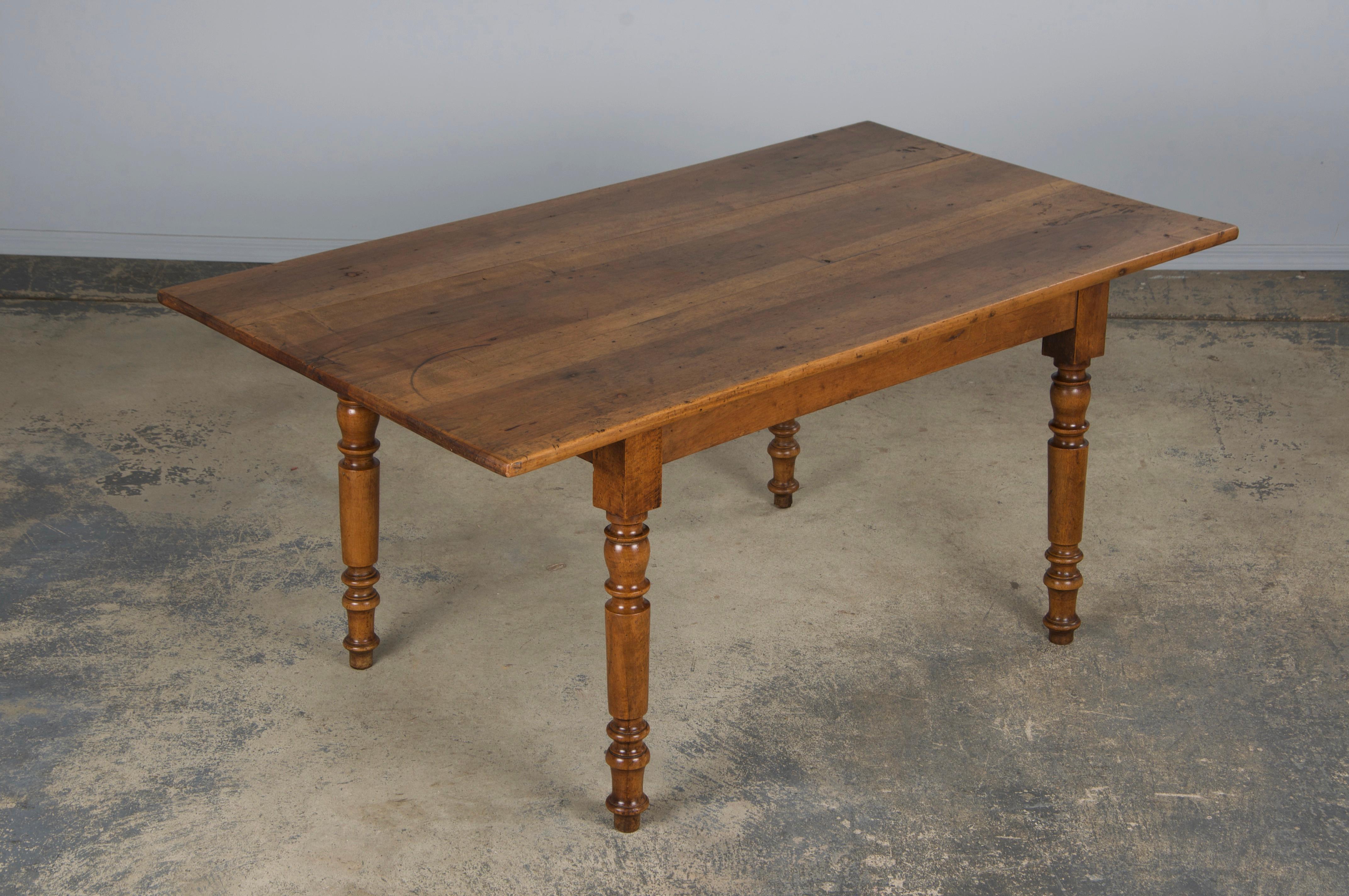 XIXe siècle Table provinciale française du 19ème siècle de style Louis Philippe en vente