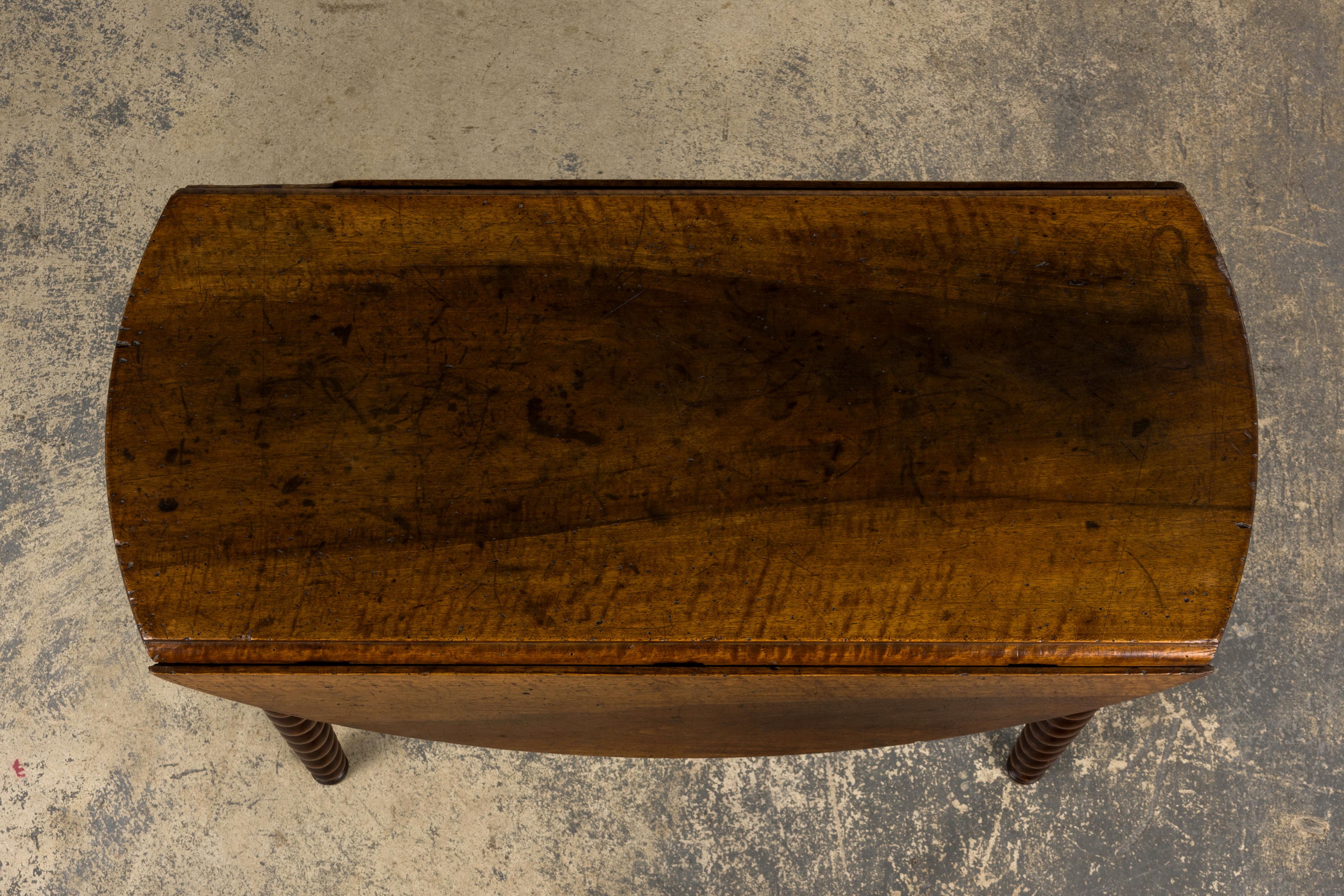 Brass 19th Century Country French Louis XIII Walnut Drop Leaf Table For Sale