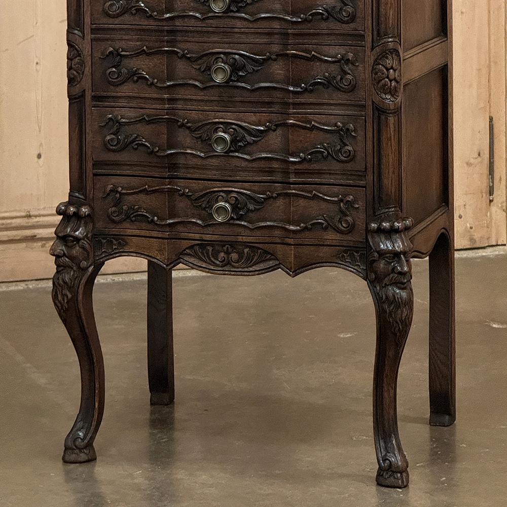 19th Century Country French Louis XIV Chiffoniere ~ Petite Commode For Sale 5