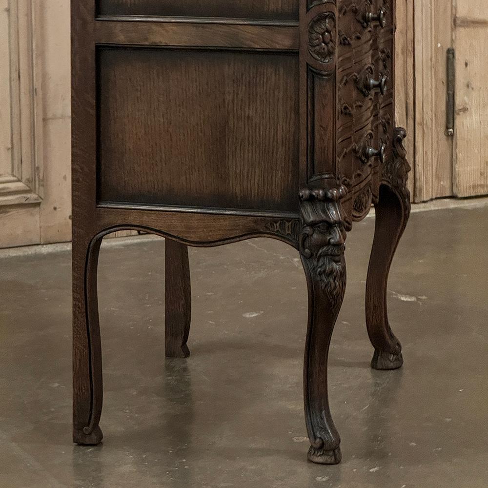 19th Century Country French Louis XIV Chiffoniere ~ Petite Commode For Sale 8