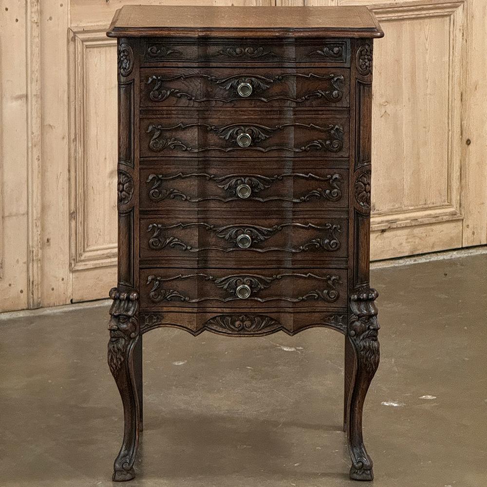19th Century Country French Louis XIV Chiffoniere ~ Petite Commode In Good Condition For Sale In Dallas, TX