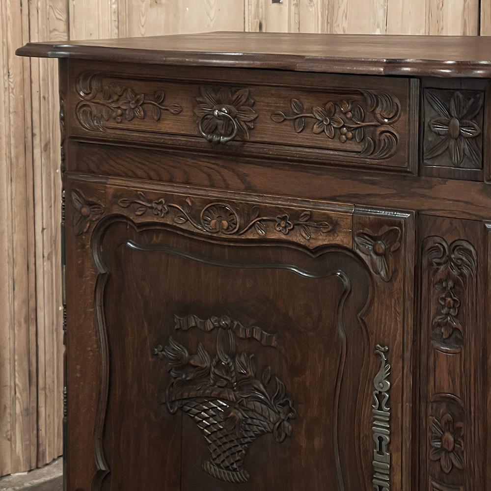 19th Century Country French Louis XVI Buffet For Sale 11