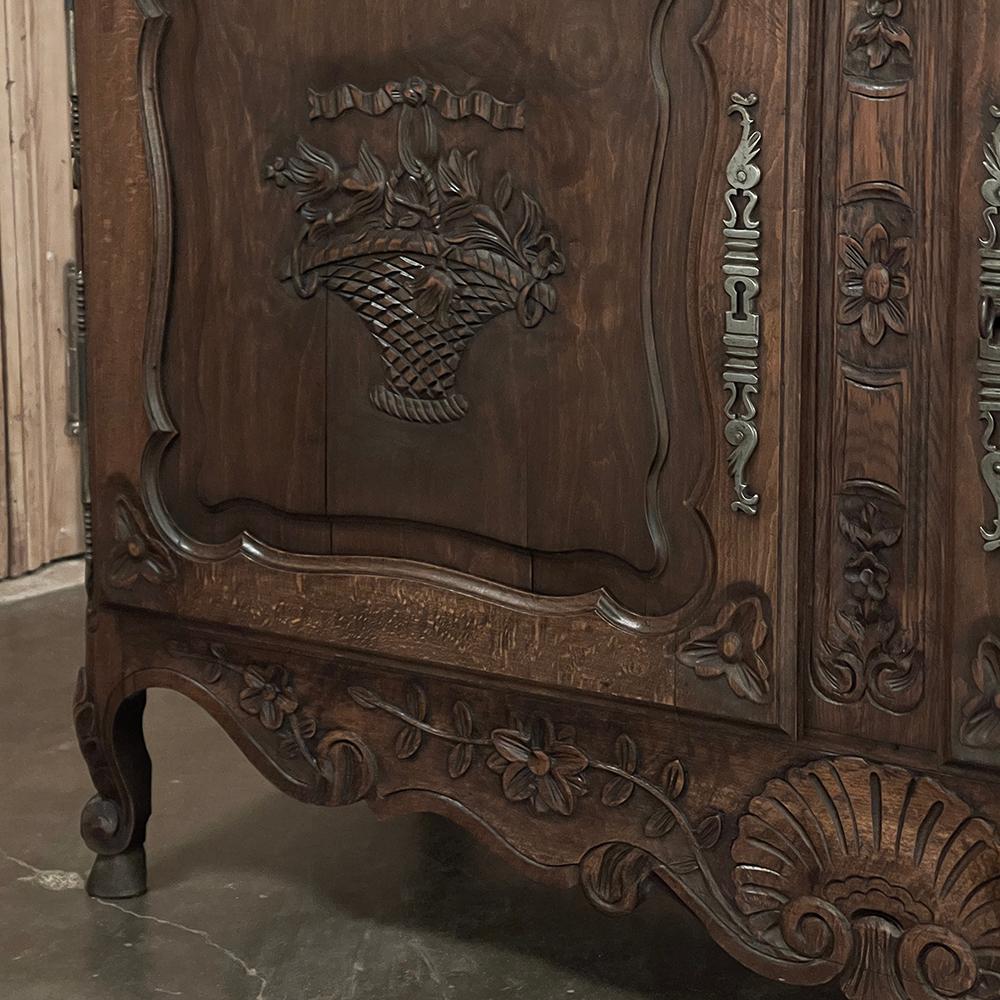 19th Century Country French Louis XVI Buffet For Sale 12