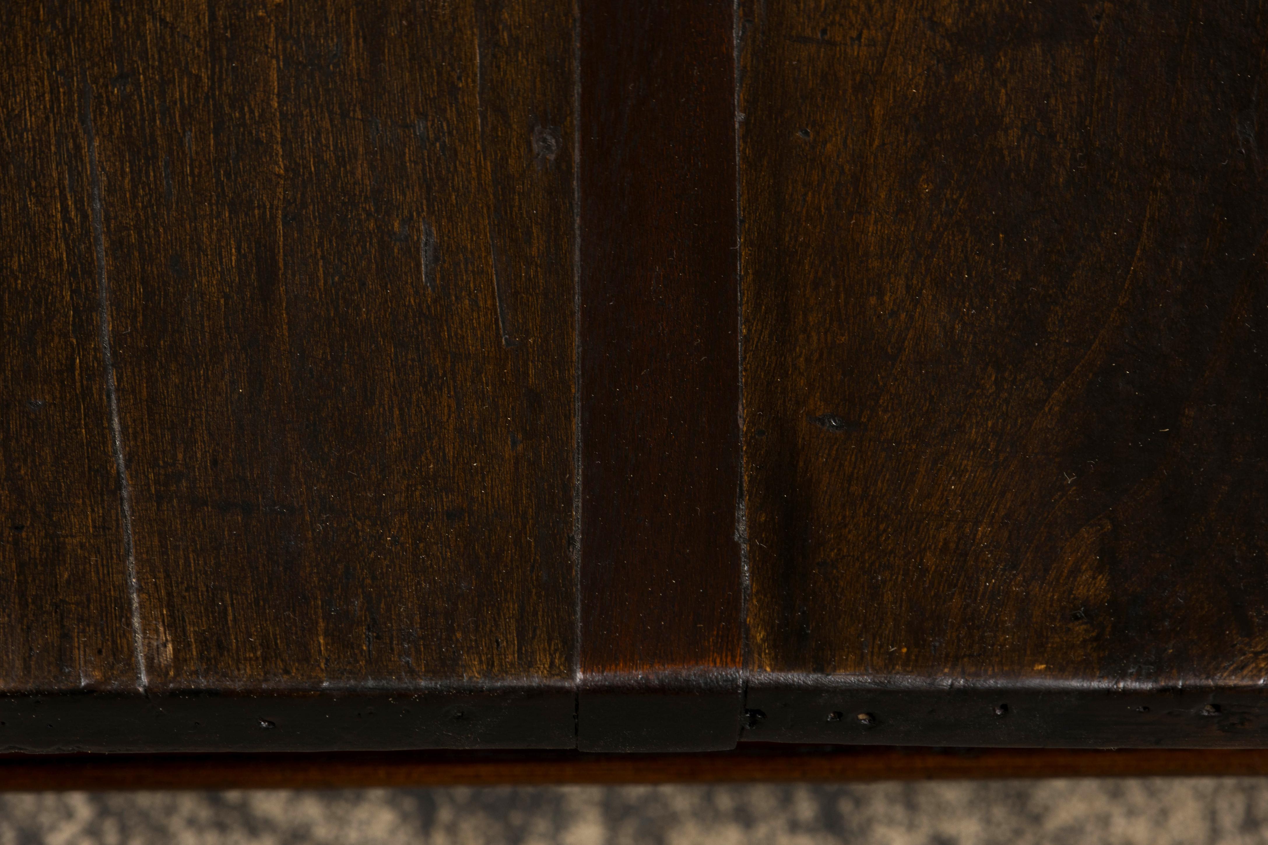 Mesa de centro de granja de madera mixta francesa del siglo XIX en venta 7
