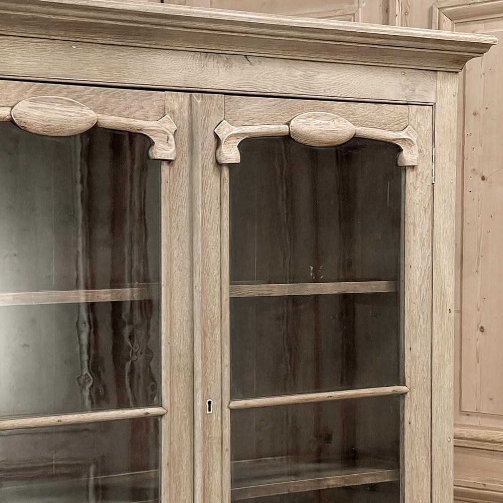 19th Century Country French Neoclassical Bookcase in Stripped Oak For Sale 7