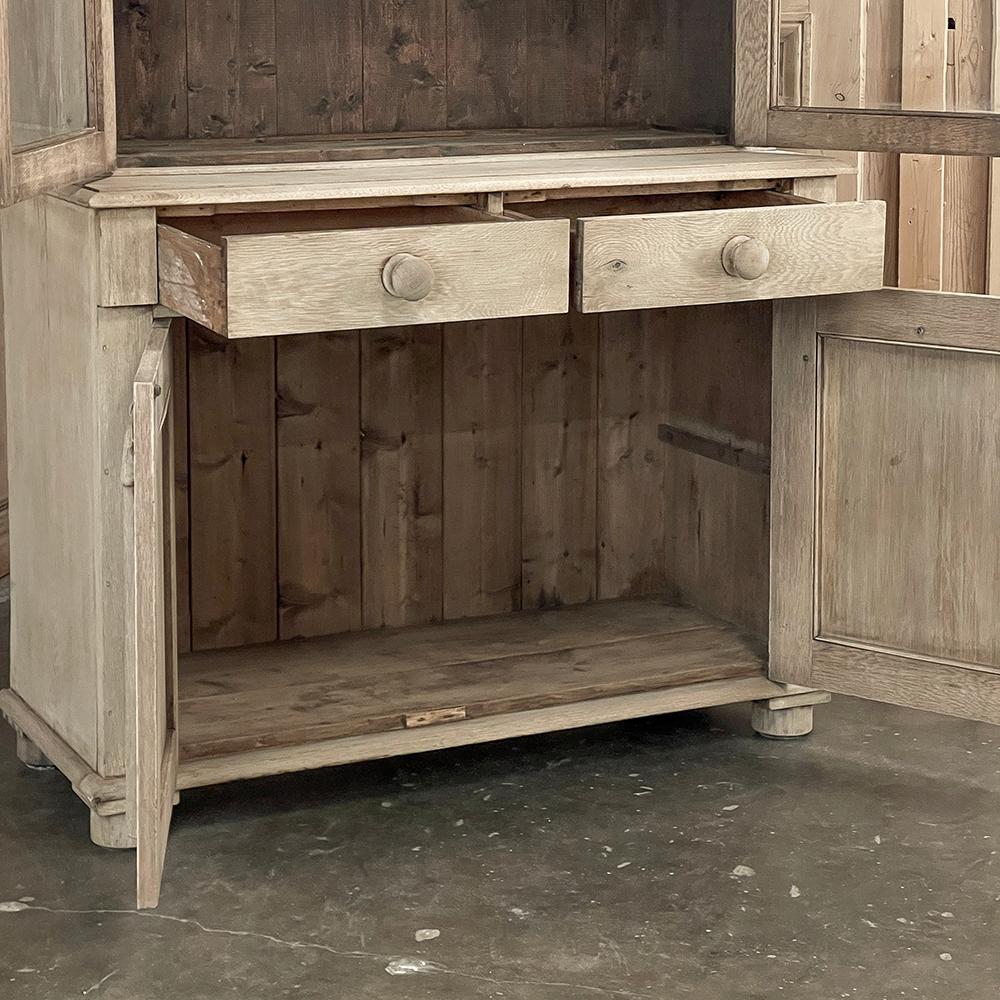 19th Century Country French Neoclassical Bookcase in Stripped Oak For Sale 1