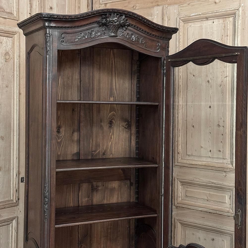 Vitrina de Normandía francesa del siglo XIX ~ Bonnetiere en venta 8