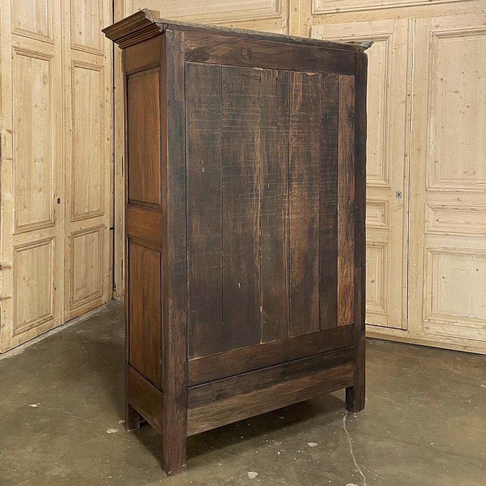 19th Century Country French Oak Bonnetiere, Armoire For Sale 6