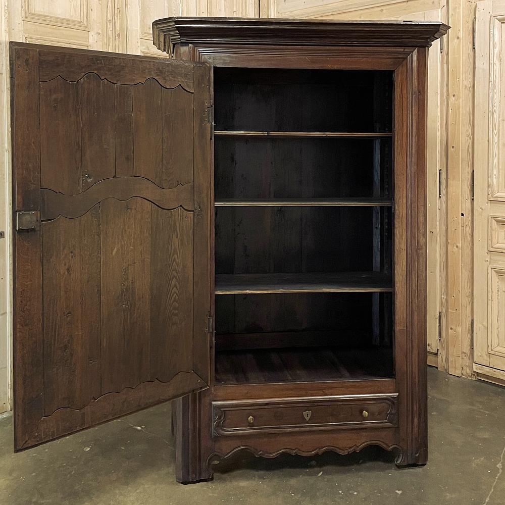 Mid-19th Century 19th Century Country French Oak Bonnetiere, Armoire For Sale
