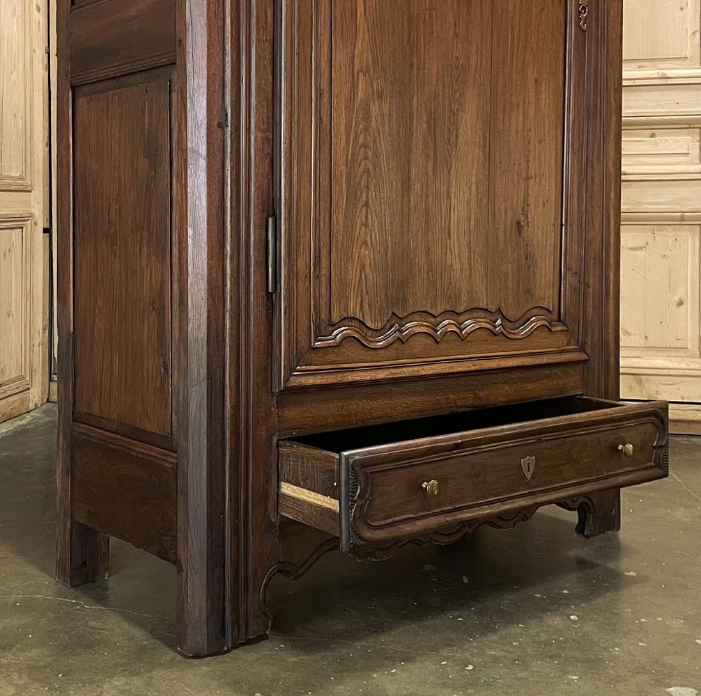 19th Century Country French Oak Bonnetiere, Armoire For Sale 1