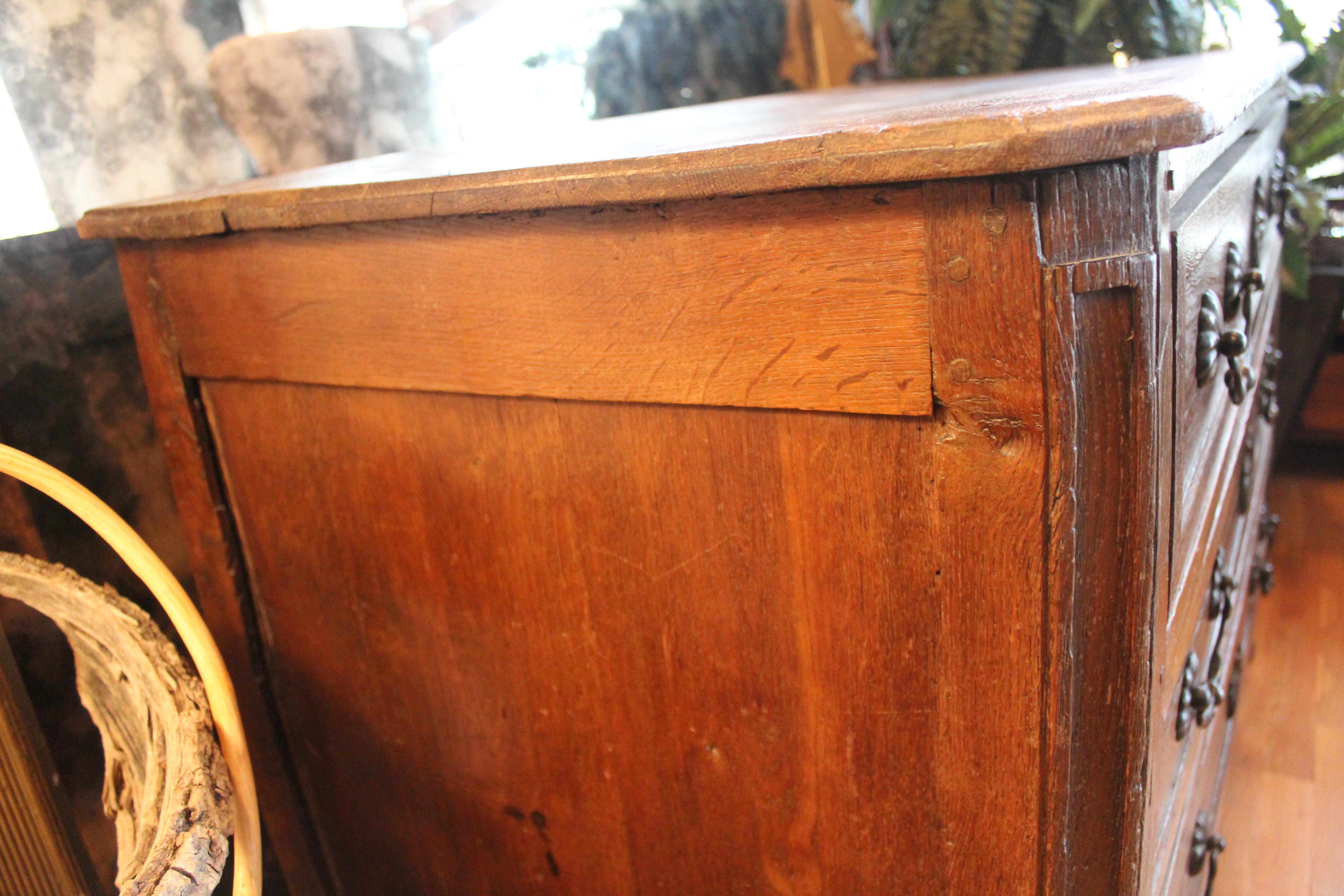 19th Century Country French Oak Bureau In Good Condition In Milton, DE