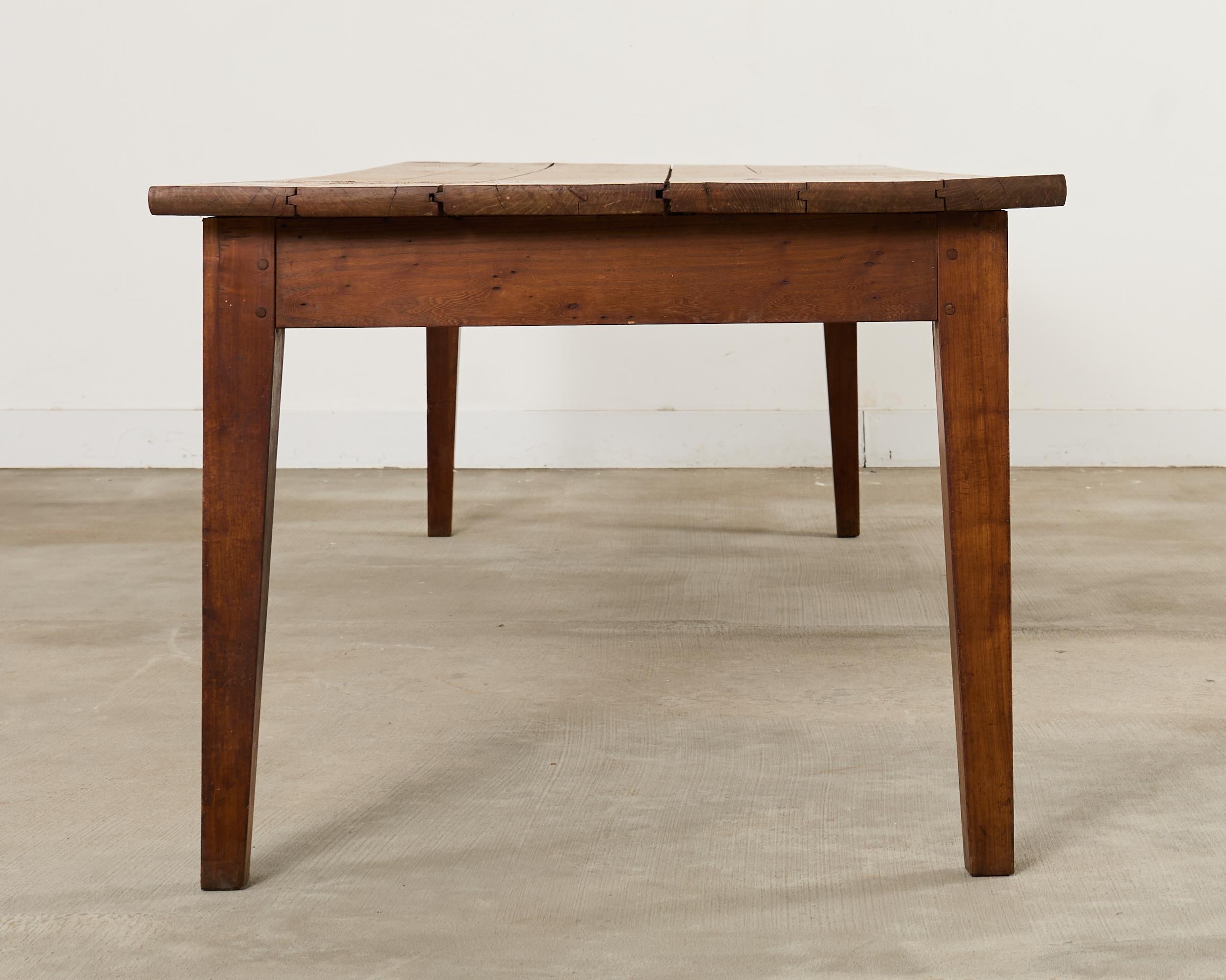 19th Century Country French Oak Farmhouse Dining Table 9.75 Ft en vente 1