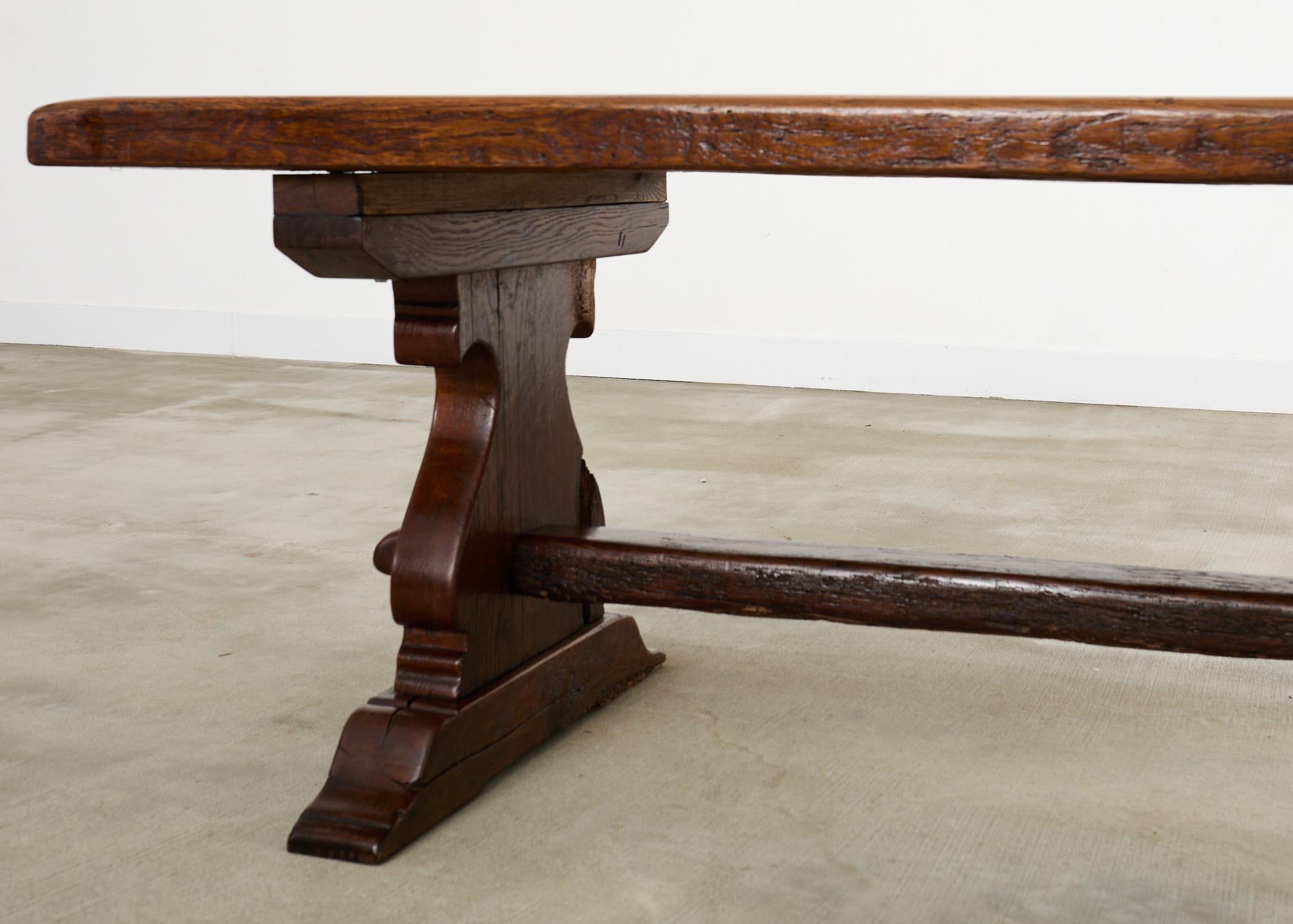 Mesa de comedor de caballete de granja de roble francés del siglo XIX en venta 6