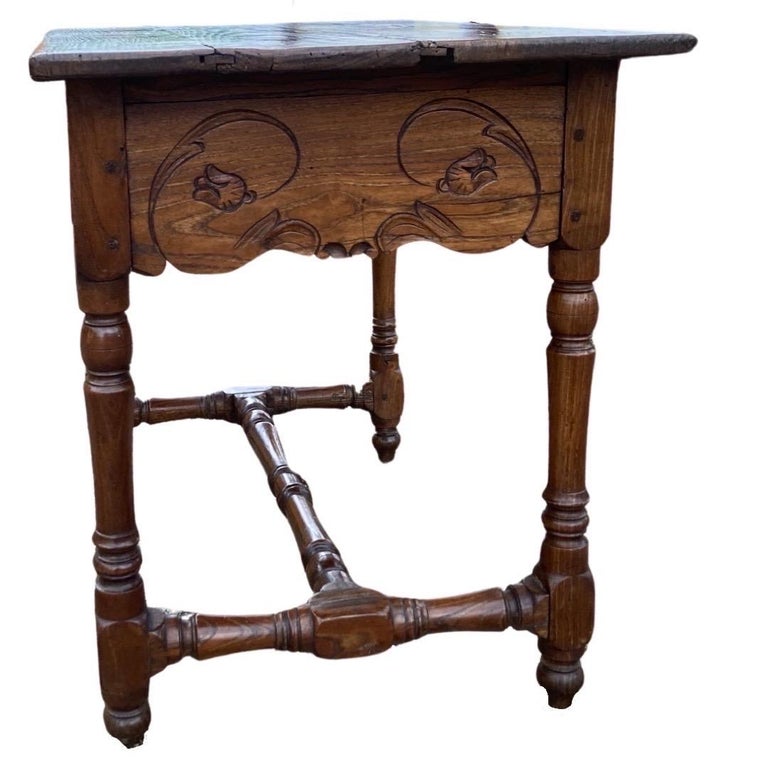 19th Century Country French Oak Side Table / End Table For Sale at 1stDibs