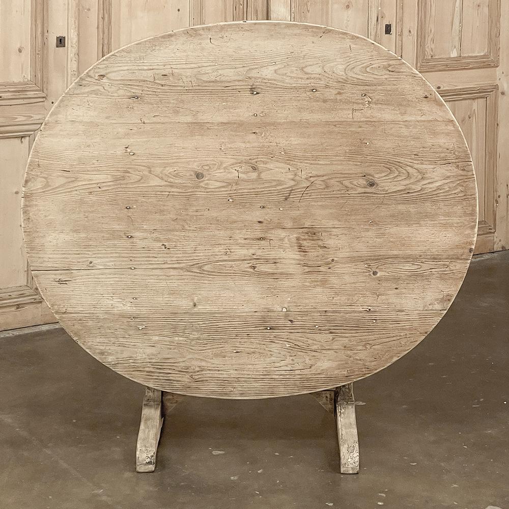 19th Century Country French Oval Tilt-Top Wine Tasting Table in Stripped Pine 3