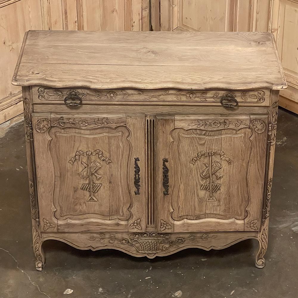 Late 19th Century 19th Century Country French Petite Buffet in Stripped Oak