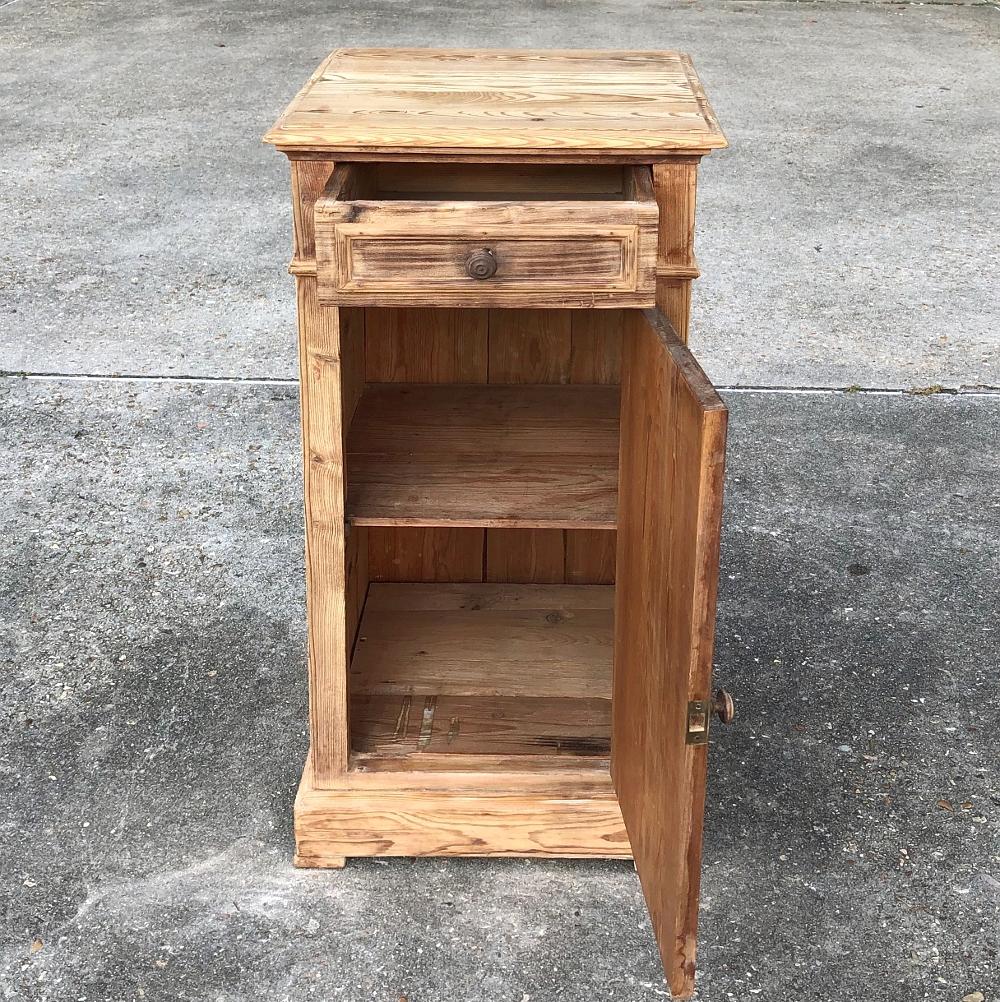19th Century Country French Pine Nightstand In Good Condition In Dallas, TX