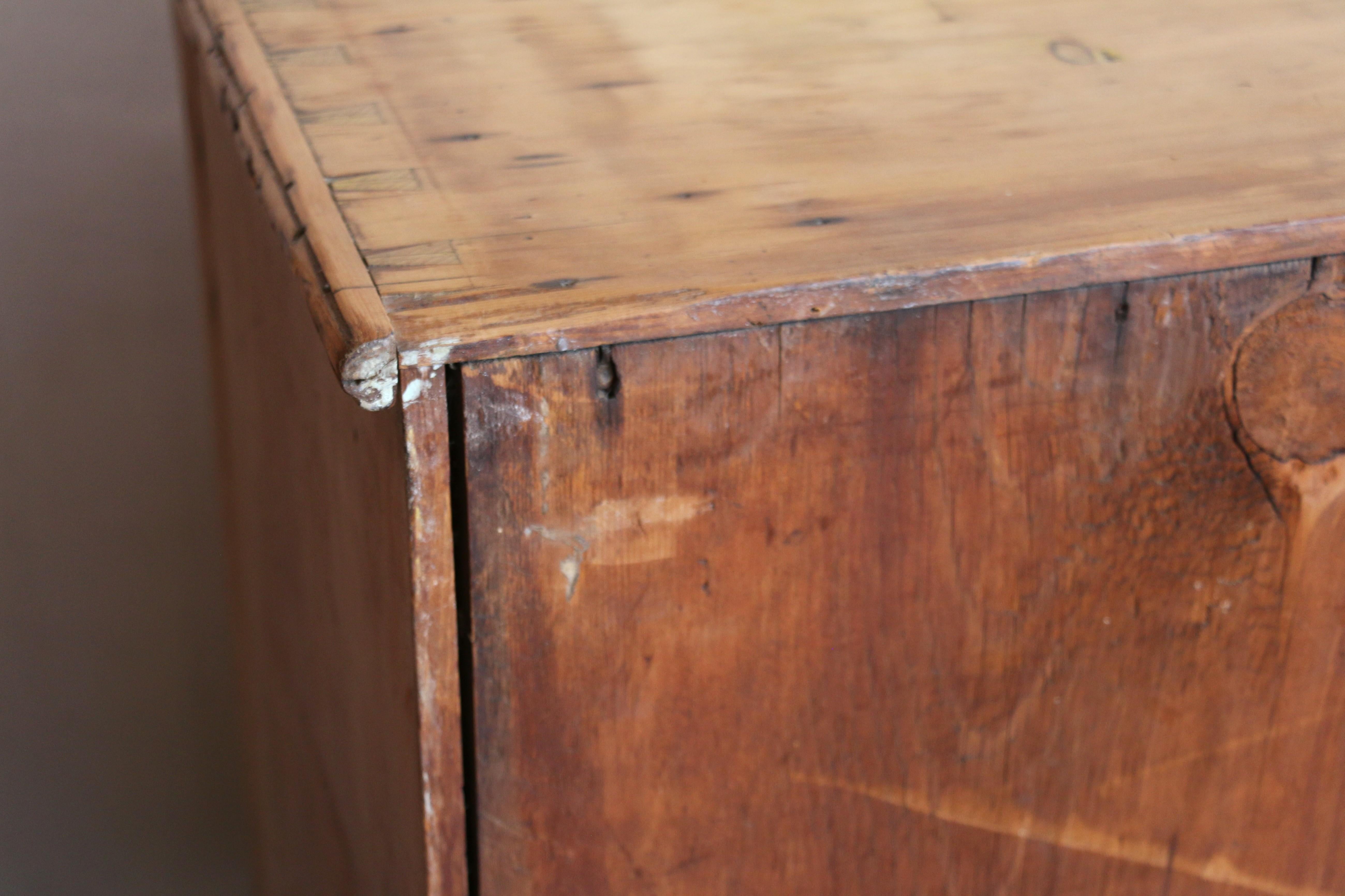 19. Jahrhundert Land Französisch Kiefer Sideboard/Buffet im Angebot 16
