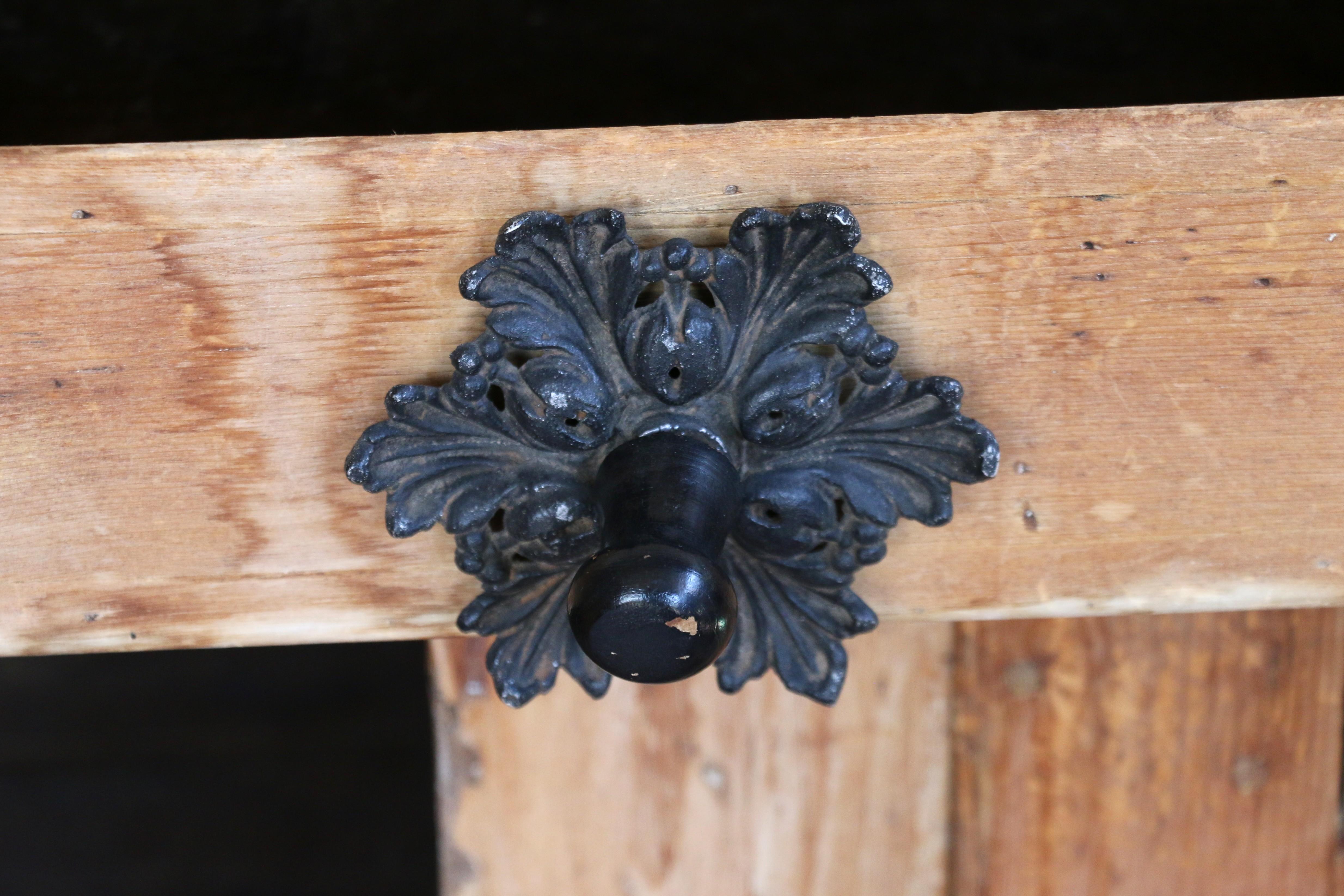 19. Jahrhundert Land Französisch Kiefer Sideboard/Buffet im Angebot 4