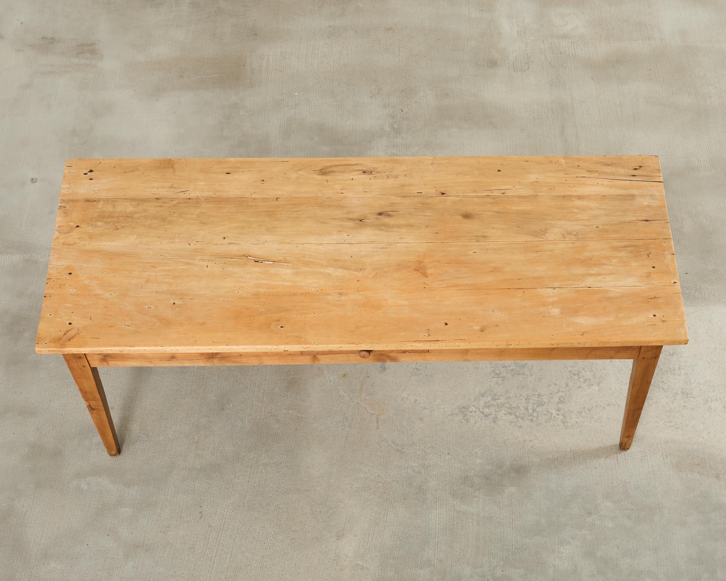 Français Table de ferme provinciale française du 19ème siècle en vente