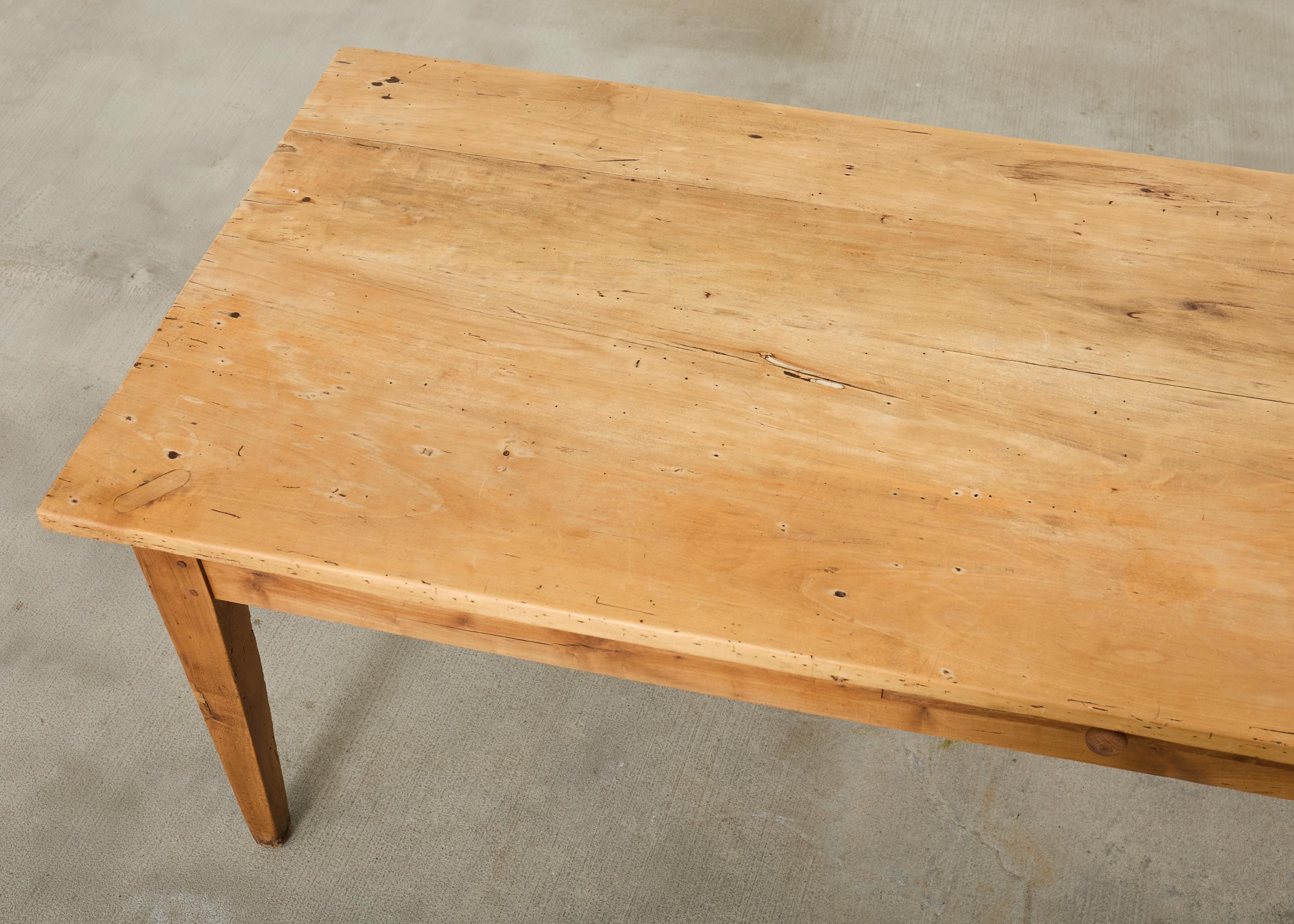 XIXe siècle Table de ferme provinciale française du 19ème siècle en vente
