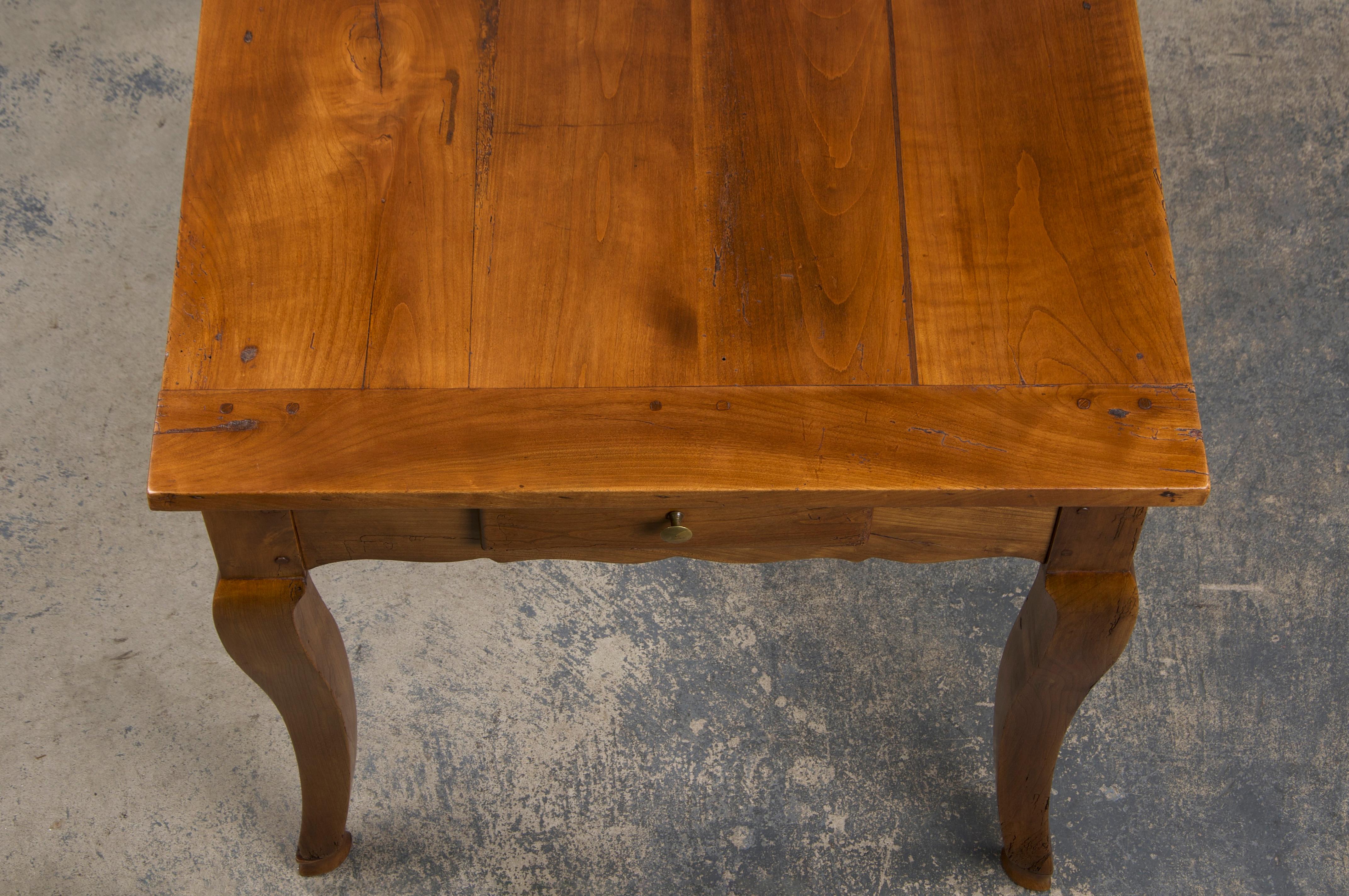 Table à manger de ferme provinciale française du 19ème siècle en vente 8