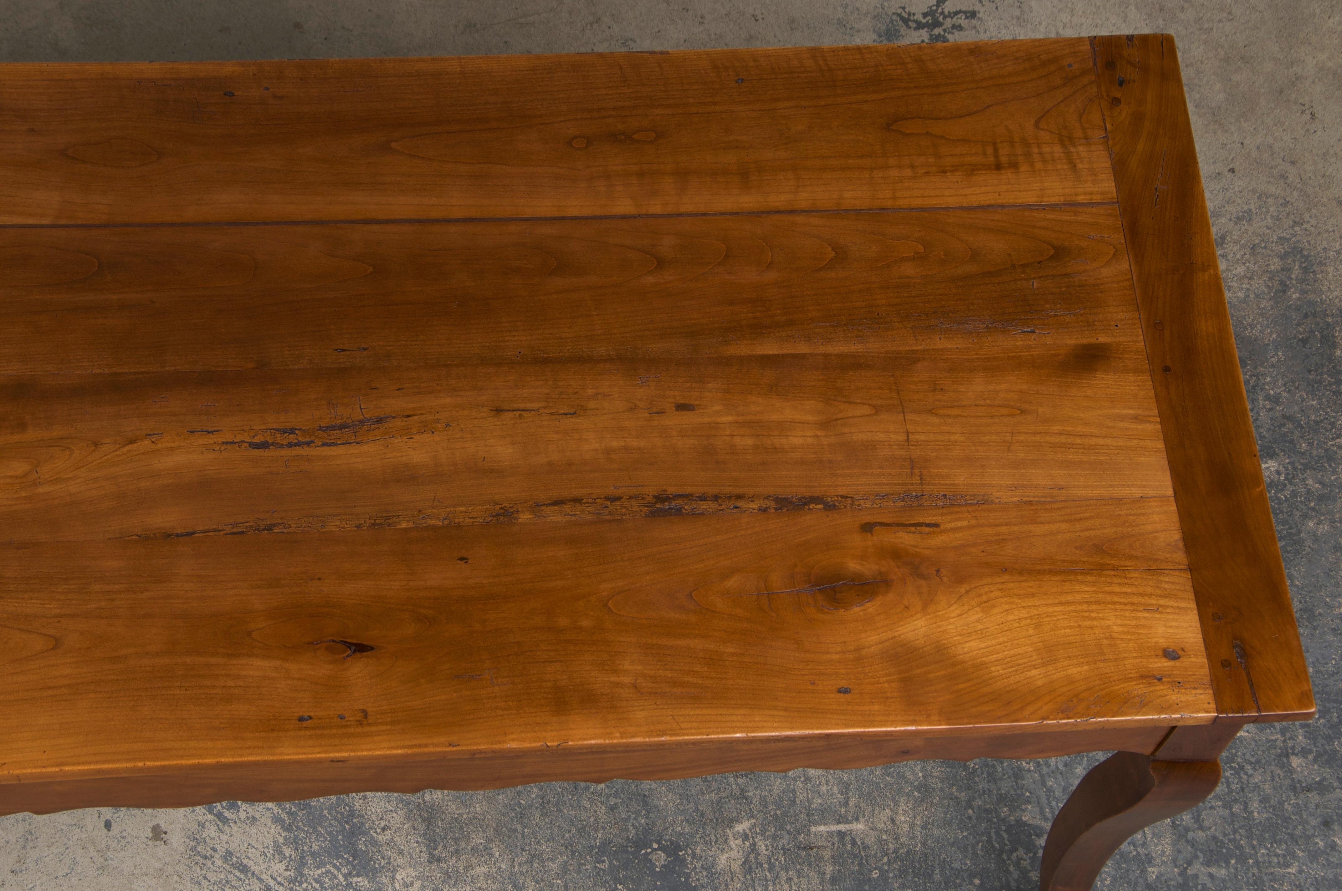 Table à manger de ferme provinciale française du 19ème siècle en vente 1