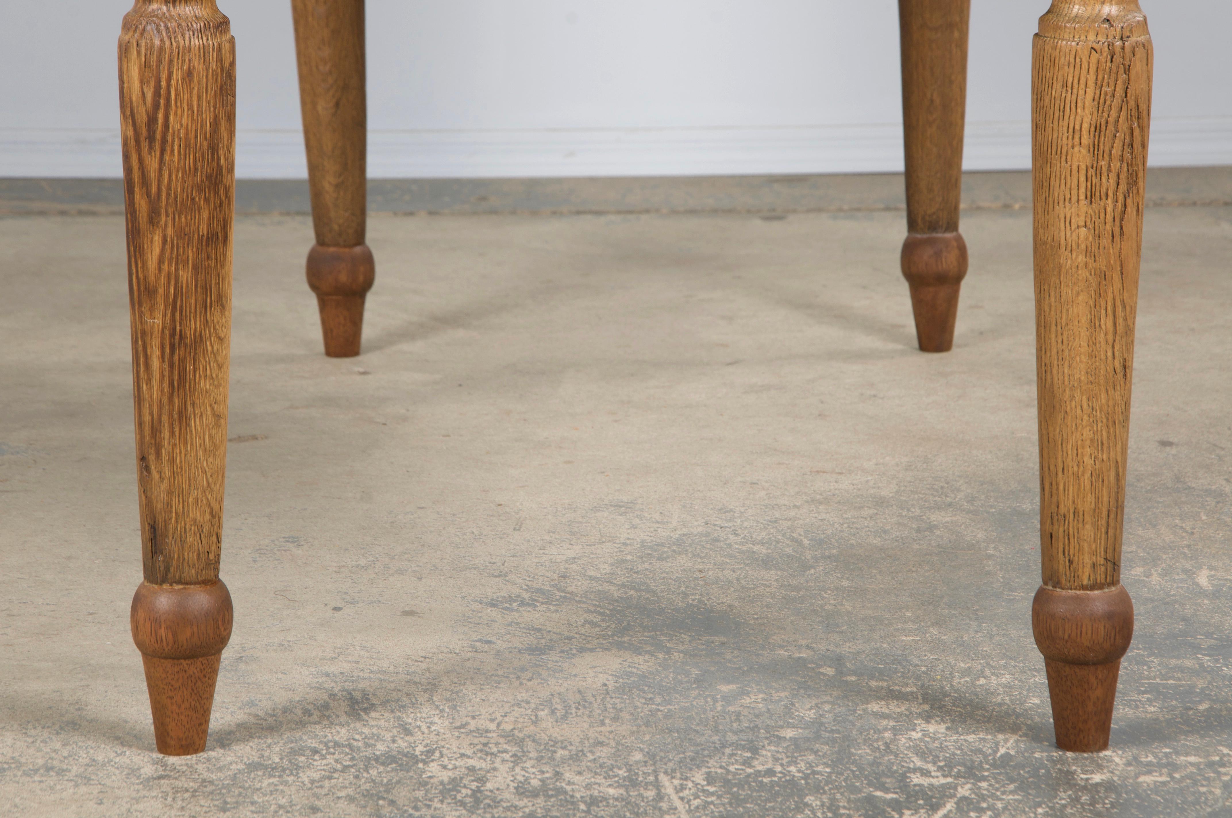 Table de ferme provinciale française du 19ème siècle en bois mélangé en vente 7