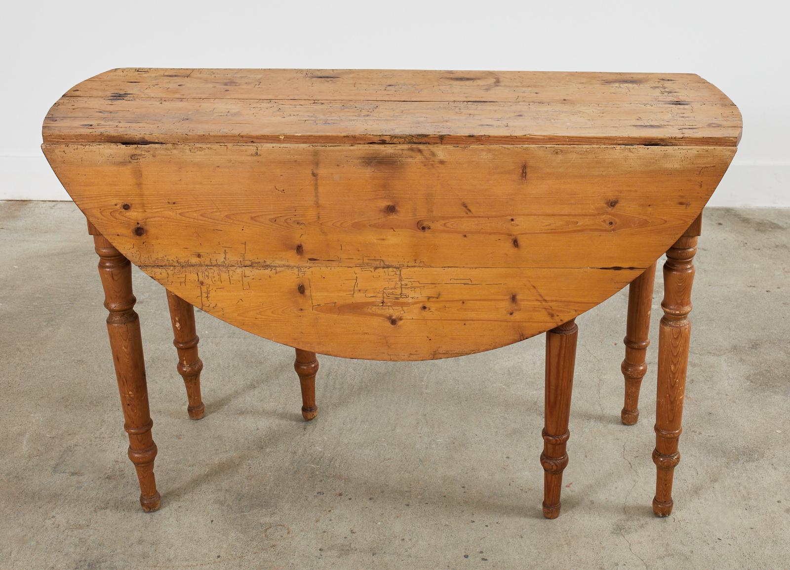 19th Century Country French Provincial Pine Drop Leaf Dining Table For Sale 2