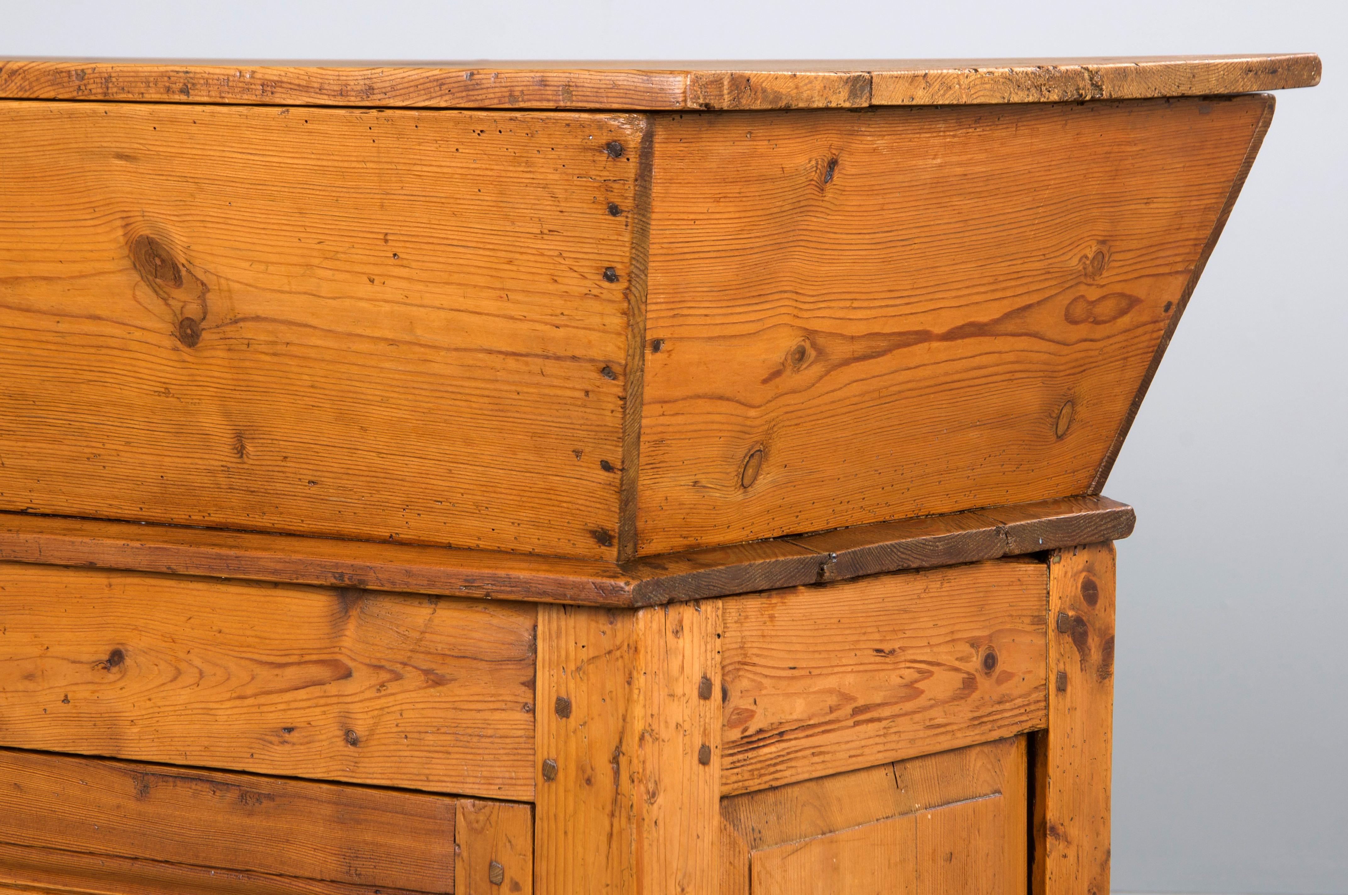 19th Century Country French Provincial Pine Farmhouse Dough Bin Cabinet For Sale 12