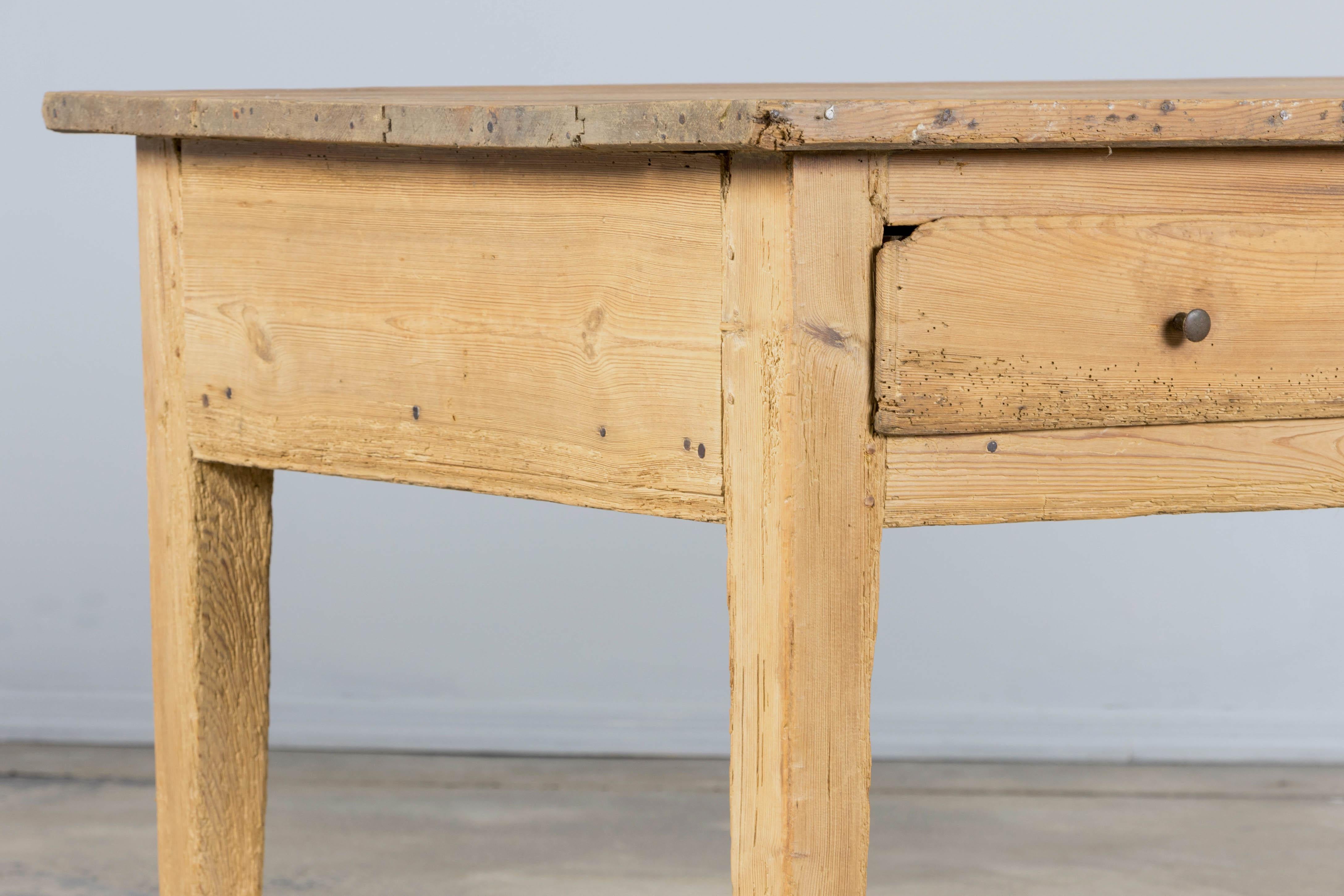 Provincial français Îlot de ferme en pin providentiel français du 19e siècle en vente