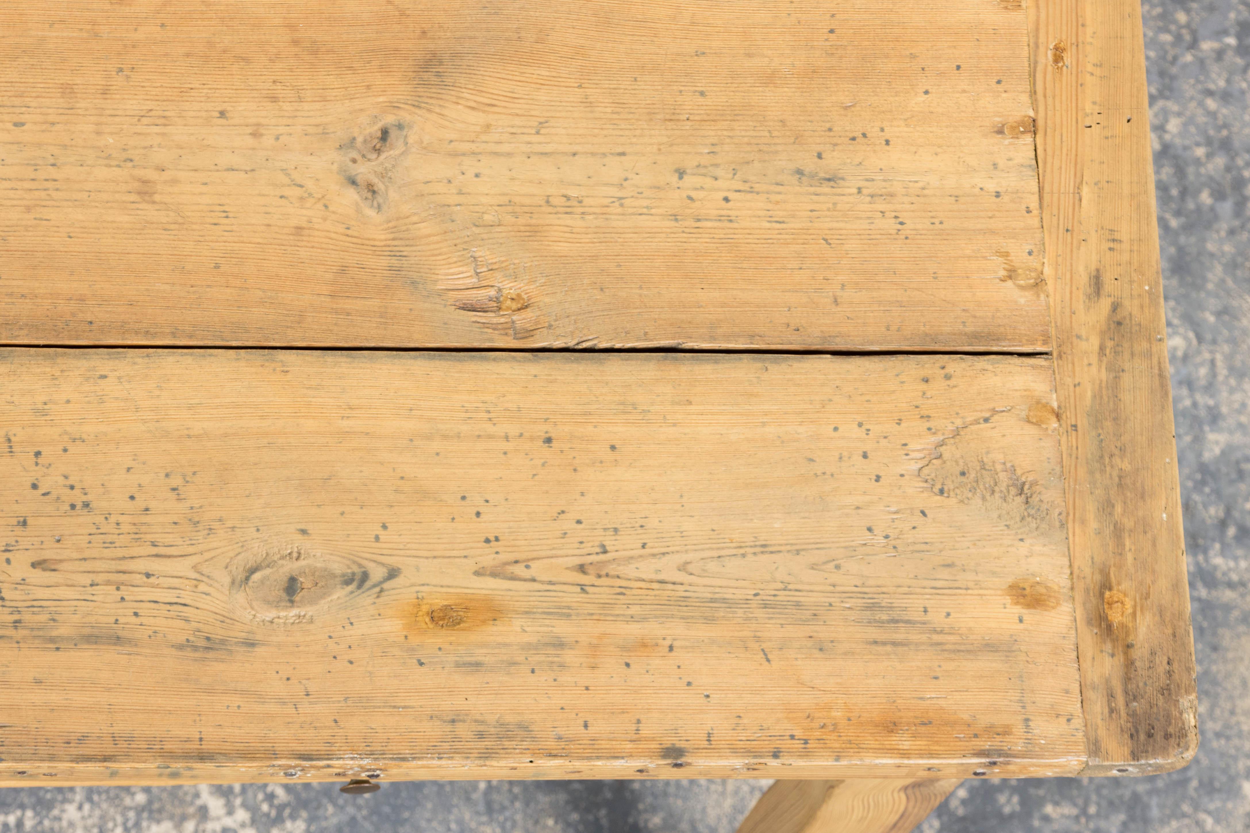 XIXe siècle Îlot de ferme en pin providentiel français du 19e siècle en vente