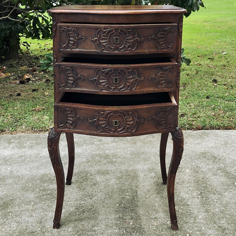 19th Century Country French Regence Commode 3