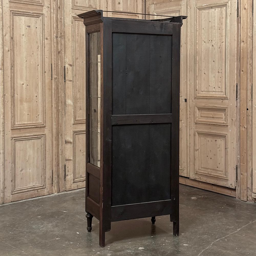 19th Century Country French Regence Vitrine ~ Curio Cabinet For Sale 14