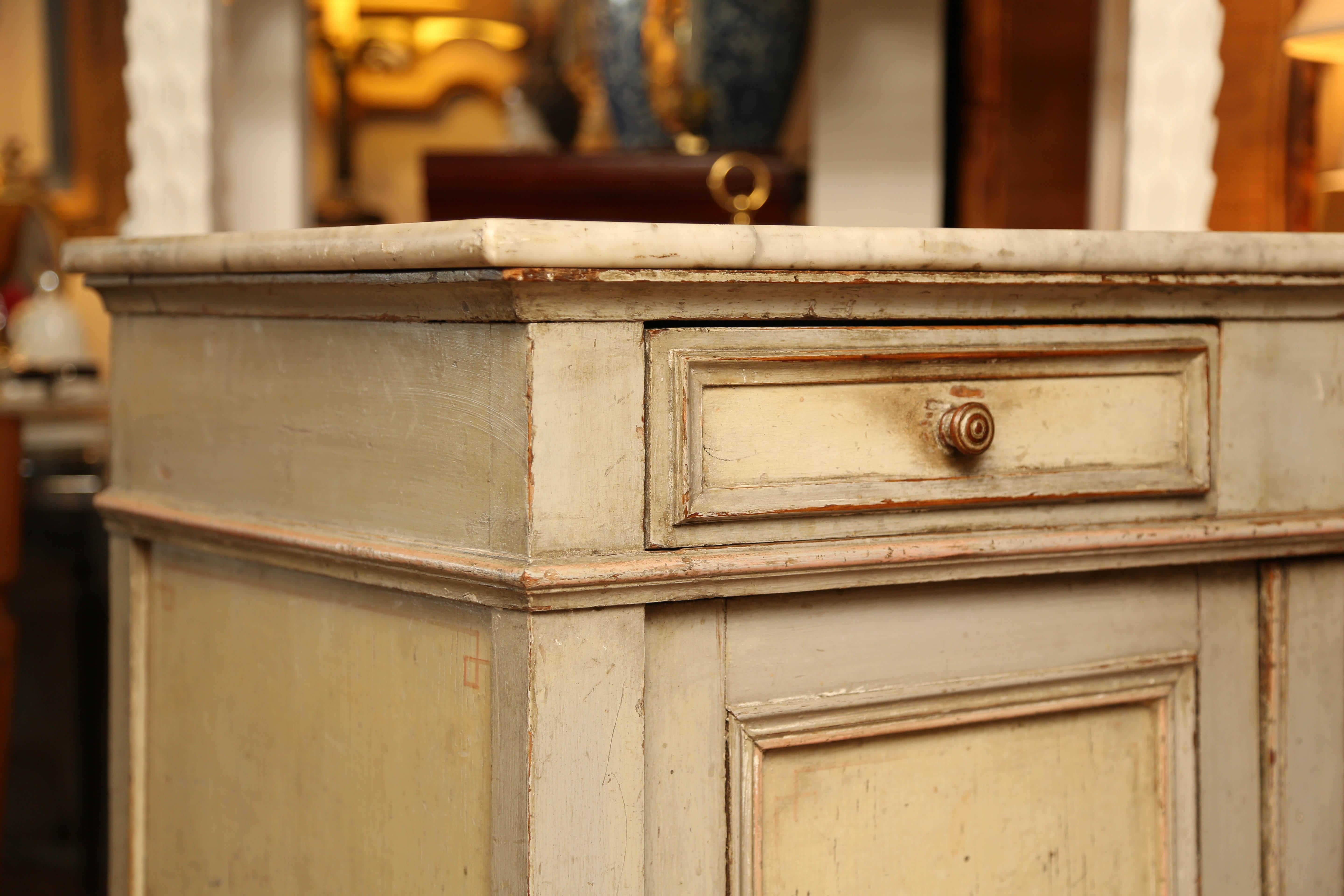19th Century Country French Sideboard im Zustand „Gut“ in West Palm Beach, FL