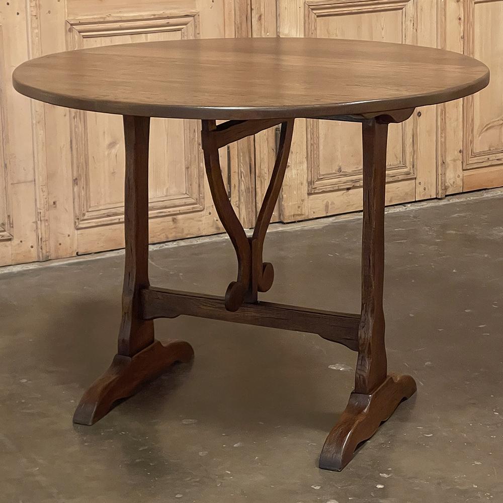 19th Century Country French Tilt-Top Wine Tasting Table In Good Condition In Dallas, TX