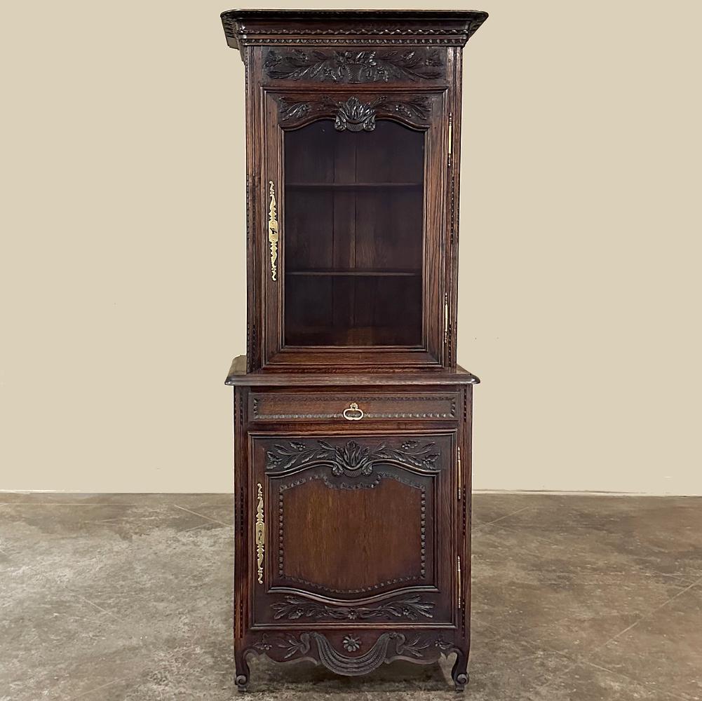 Hand-Carved 19th Century Country French Two-Tiered Vitrine For Sale