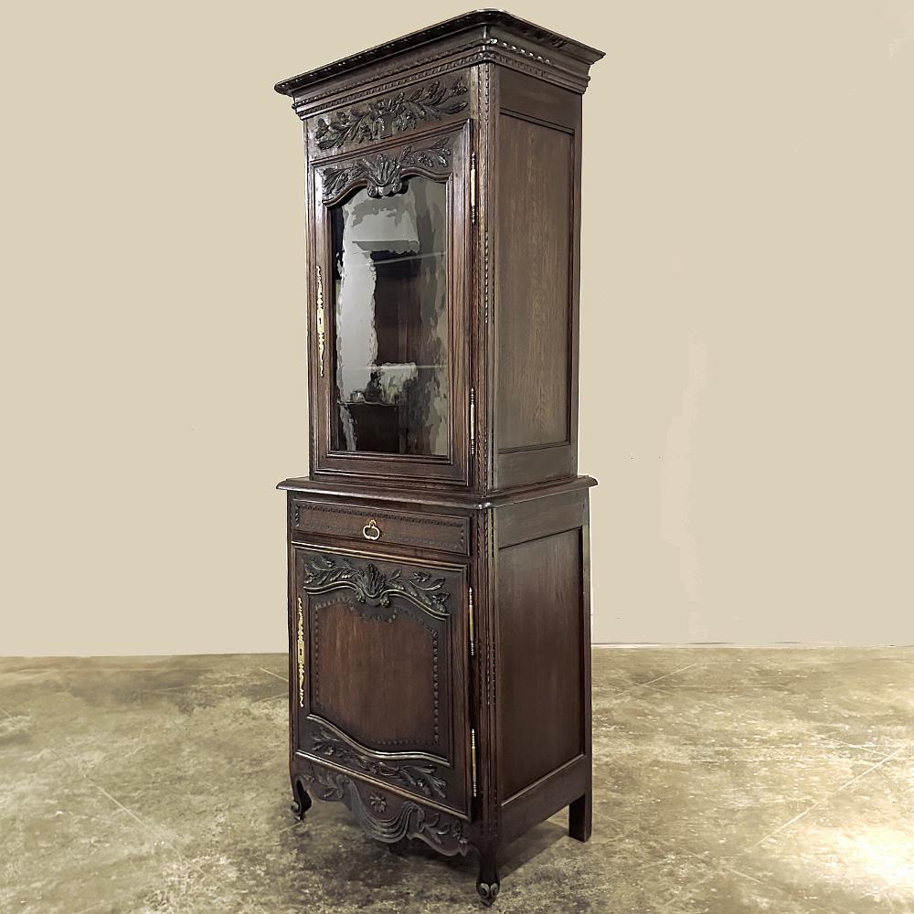 19th Century Country French Two-Tiered Vitrine For Sale 1