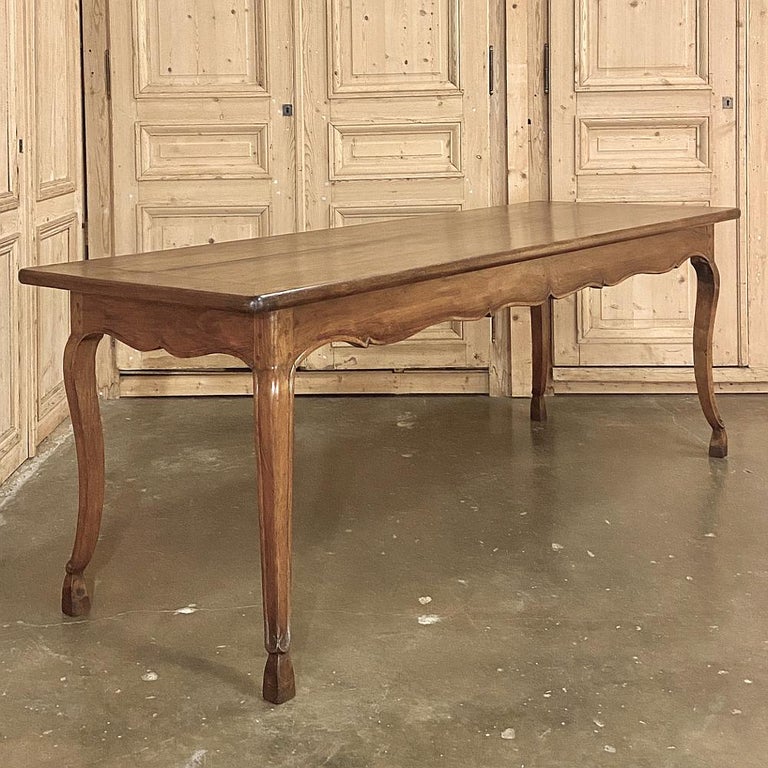 19th Century Country French Walnut Dining Table For Sale 1
