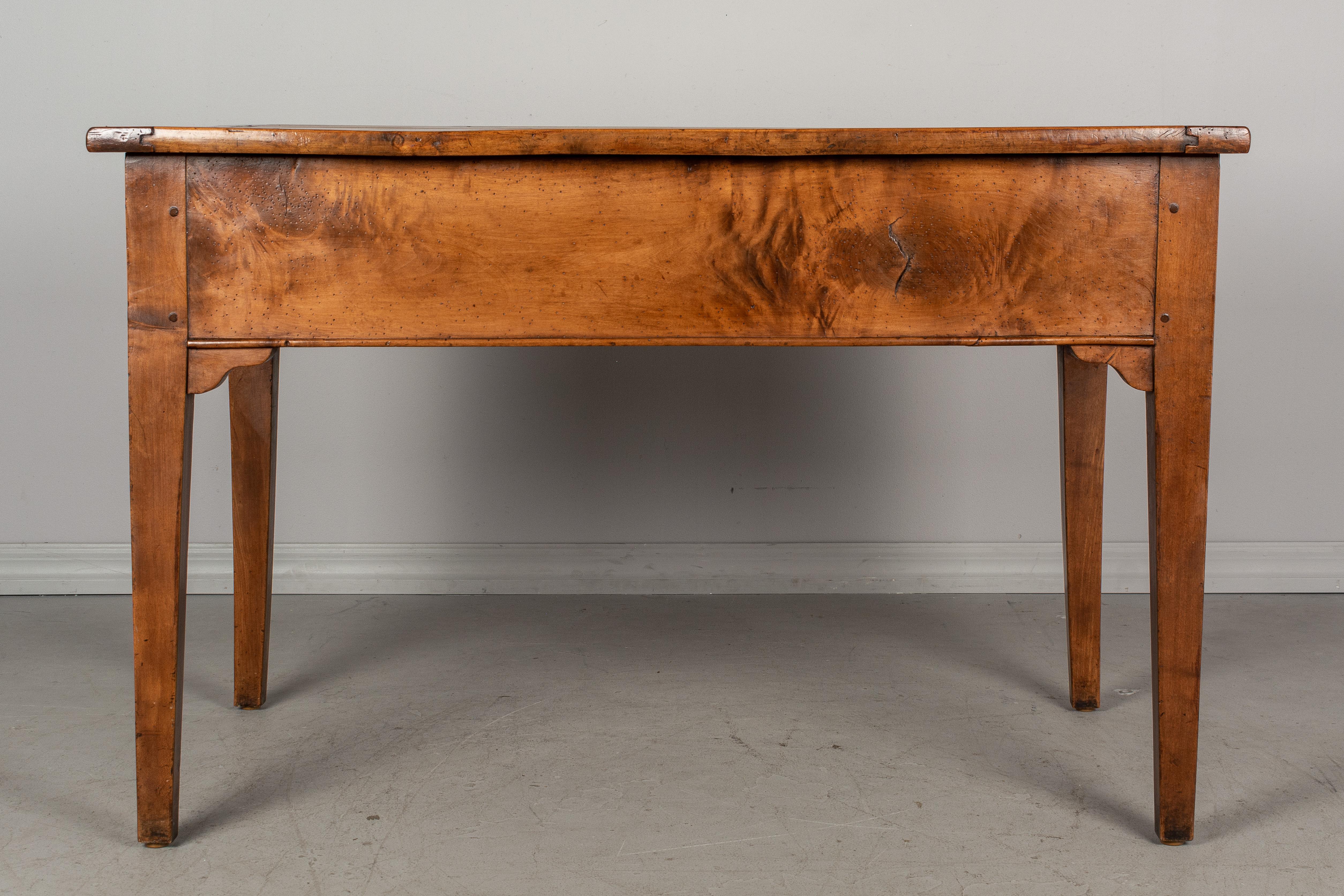 19th Century Country French Walnut Farm Table In Good Condition In Winter Park, FL