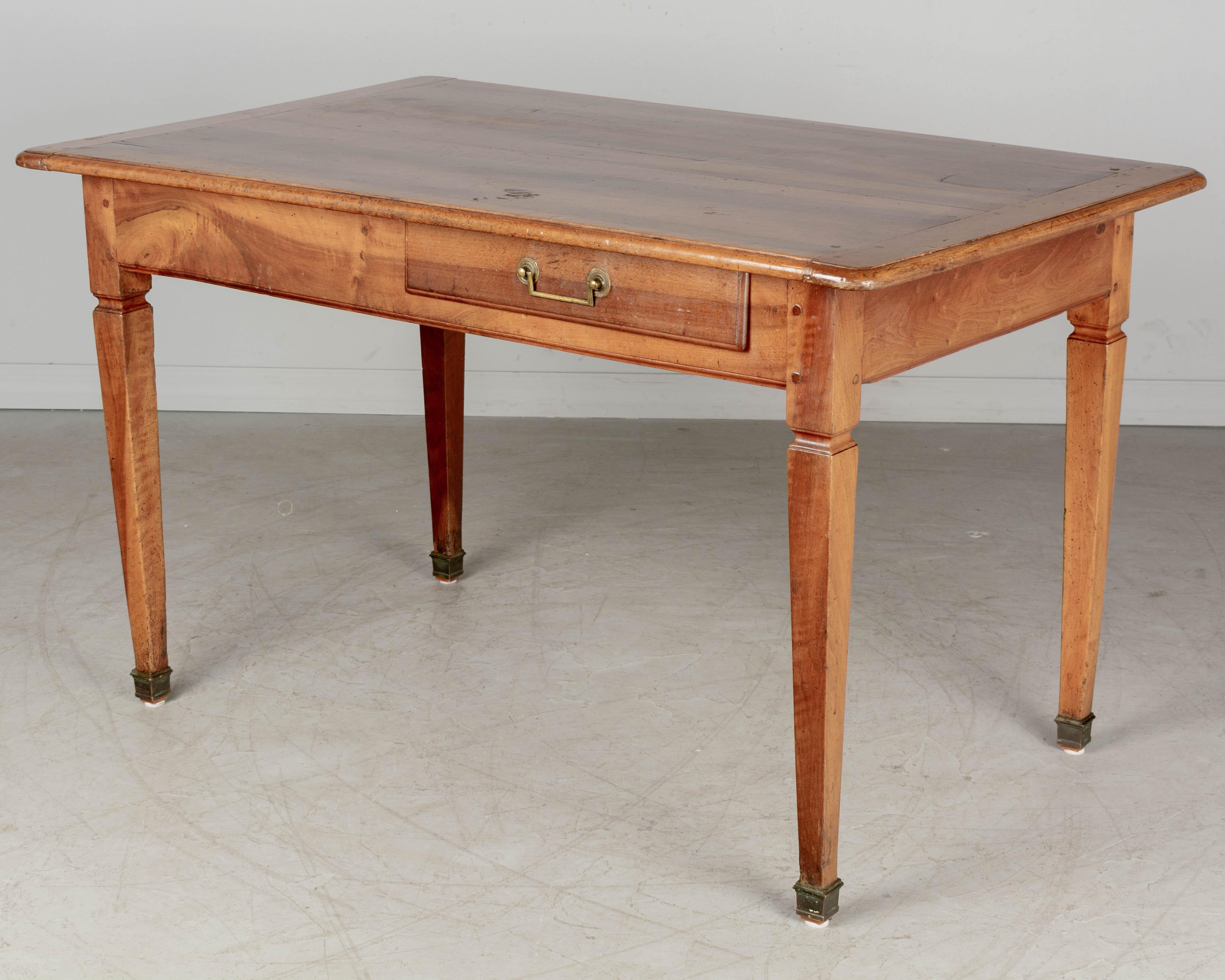 Louis XVI 19th Century Country French Walnut Farm Table or Dining Table For Sale