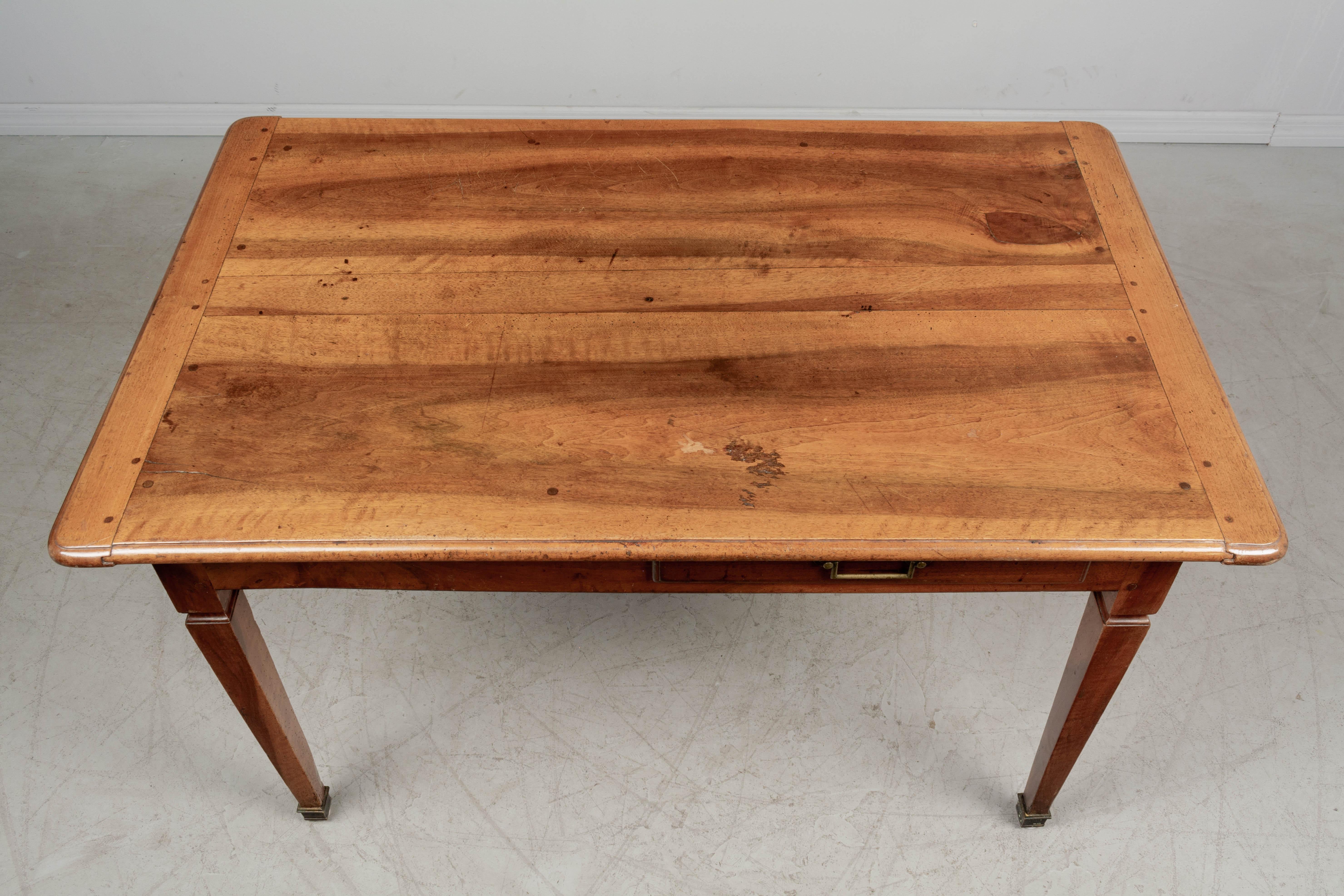 19th Century Country French Walnut Farm Table or Dining Table For Sale 2
