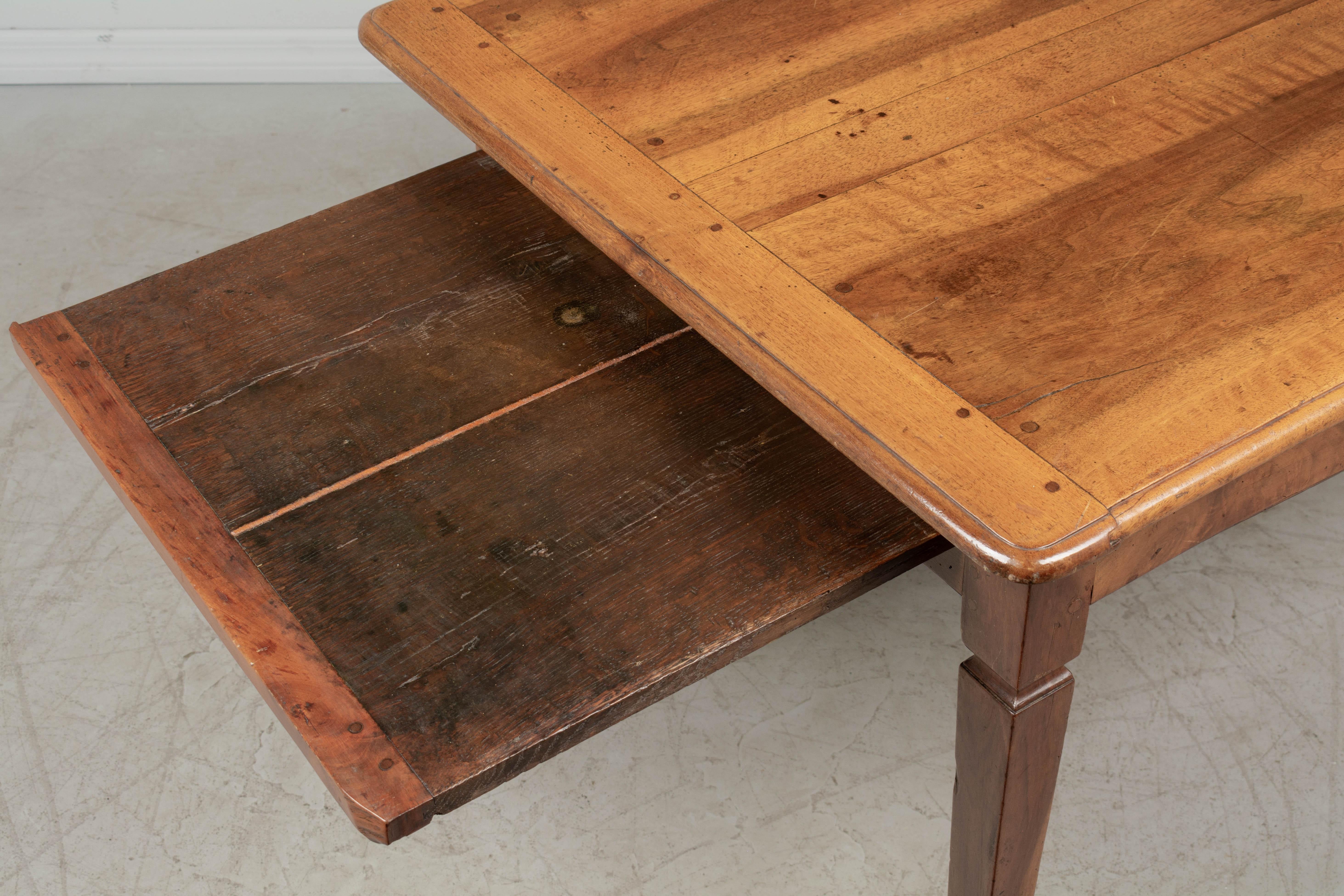 19th Century Country French Walnut Farm Table or Dining Table For Sale 3