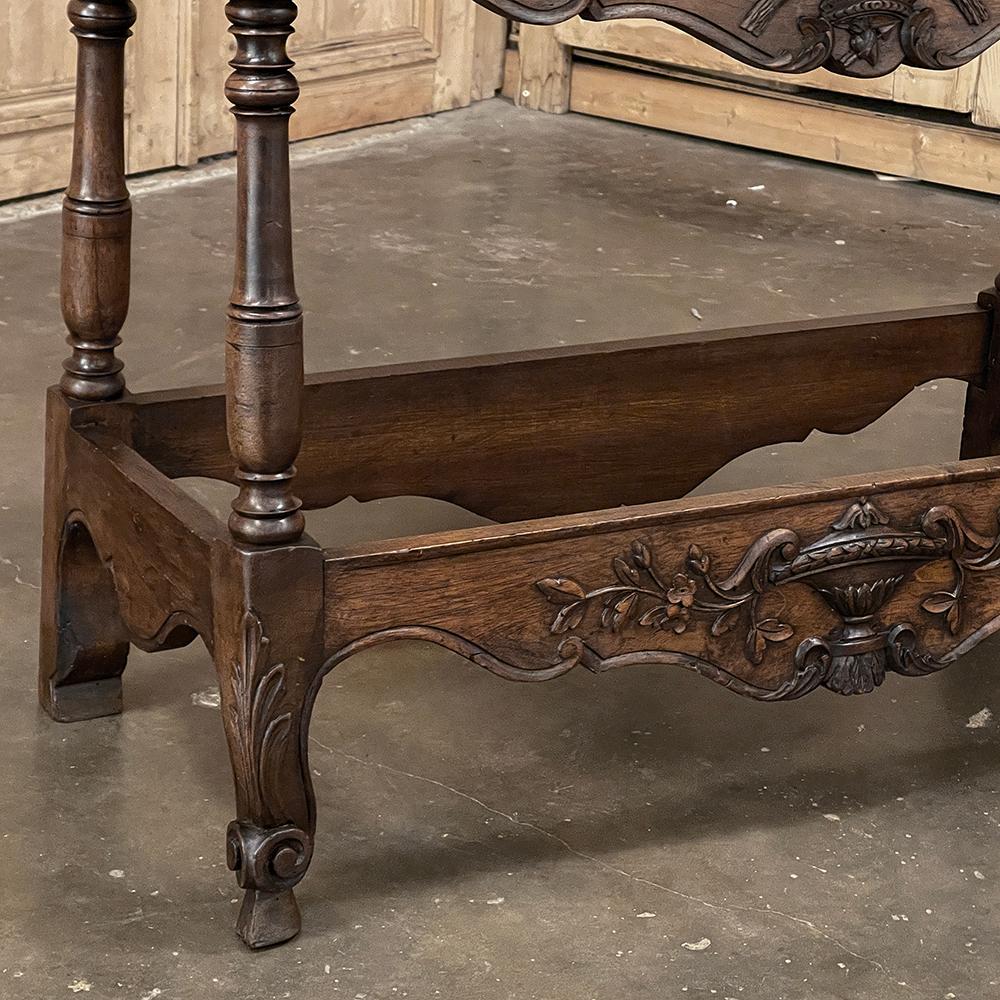 19th Century Country French Walnut Petrin ~ Doughbox For Sale 4