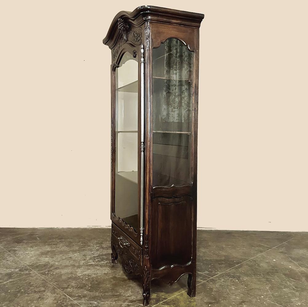 19th Century Country French Walnut Vitrine For Sale 2