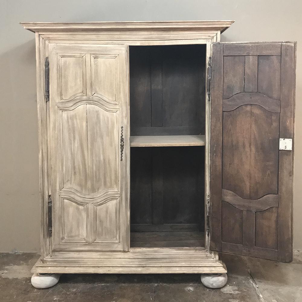 19th Century Country French Whitewashed Armoire from Lorraine 3