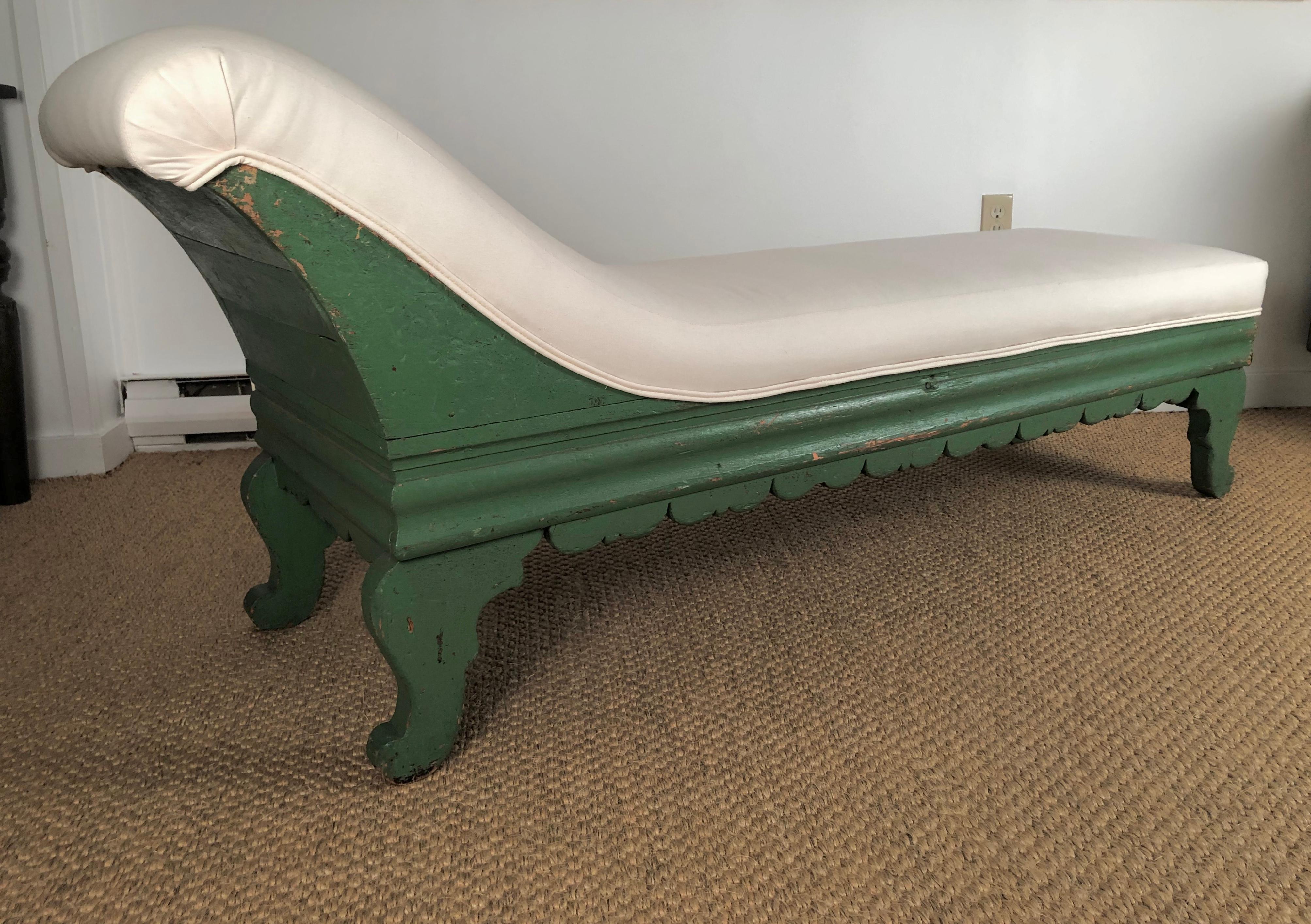Late 19th Century 19th Century Country Green Painted Carved Wood Chaise Lounge