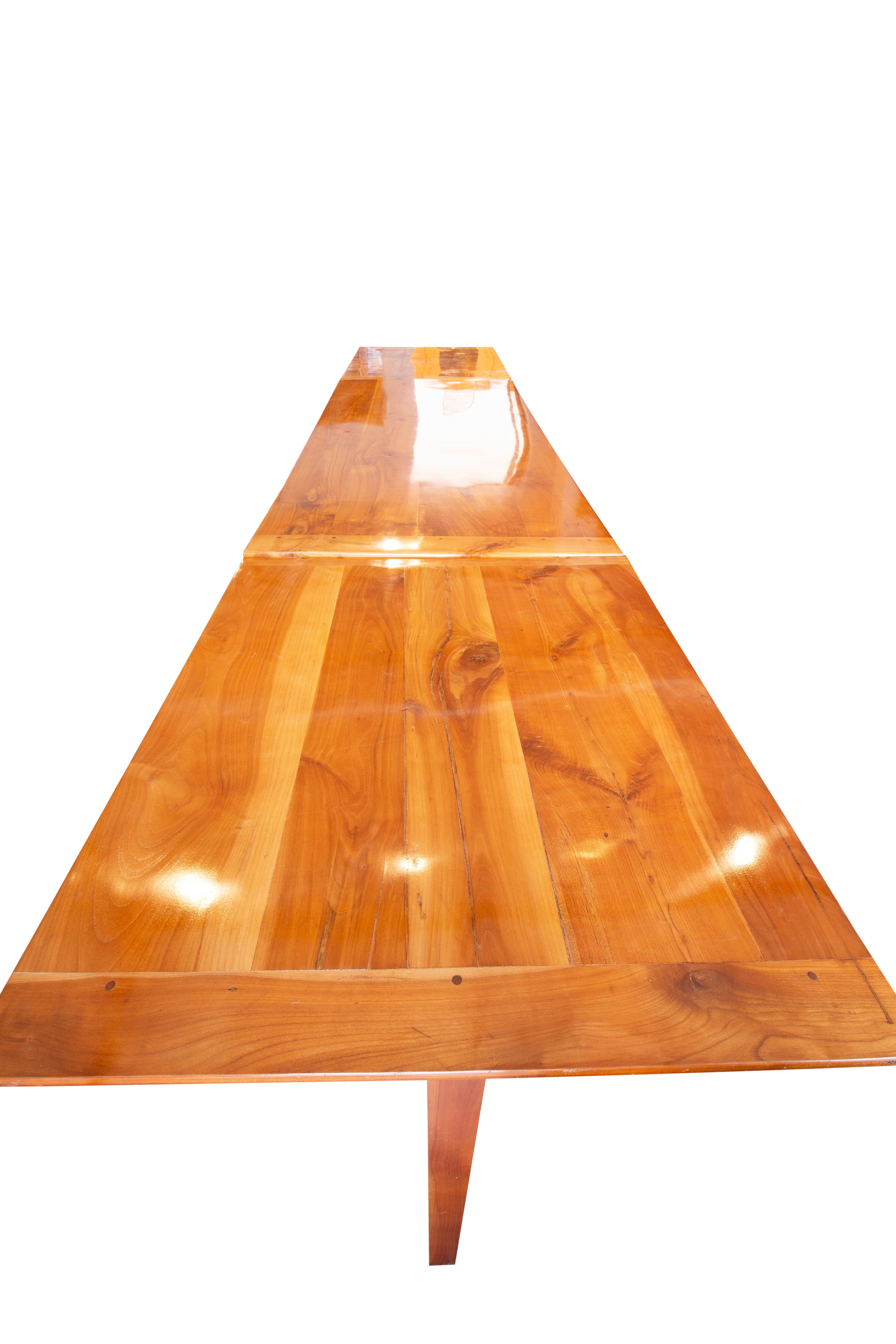 Polished 19th Century Country House Biedermeier Cherrywood Extendable Table For Sale