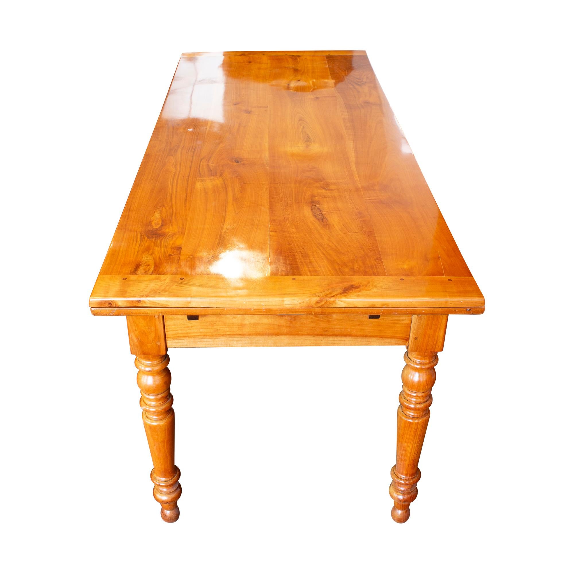 19th Century Country House Biedermeier Cherrywood Extendable Table For Sale 3