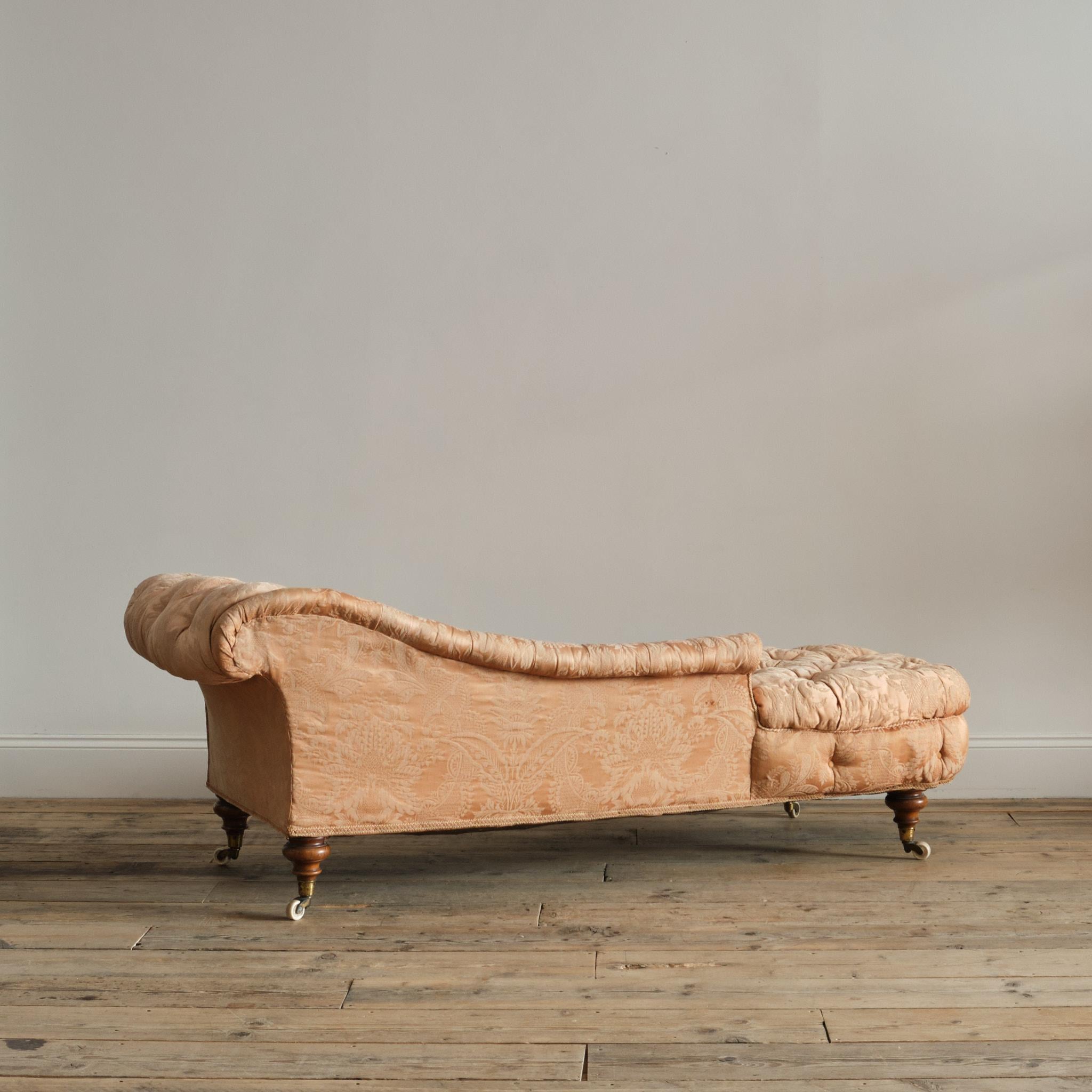 19th Century Country House Chaise Longue In Fair Condition For Sale In Batley, GB